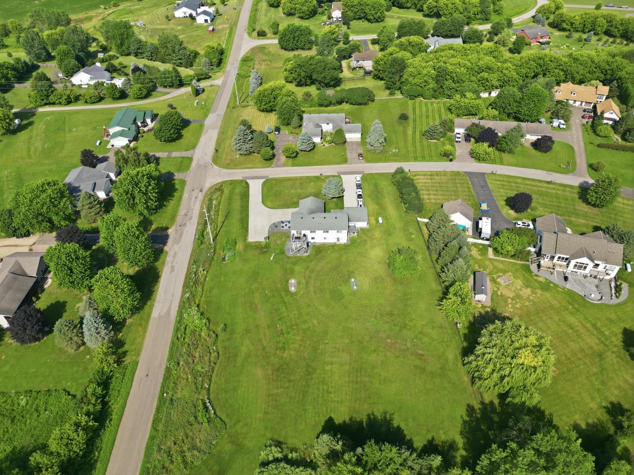 main property photo 51
