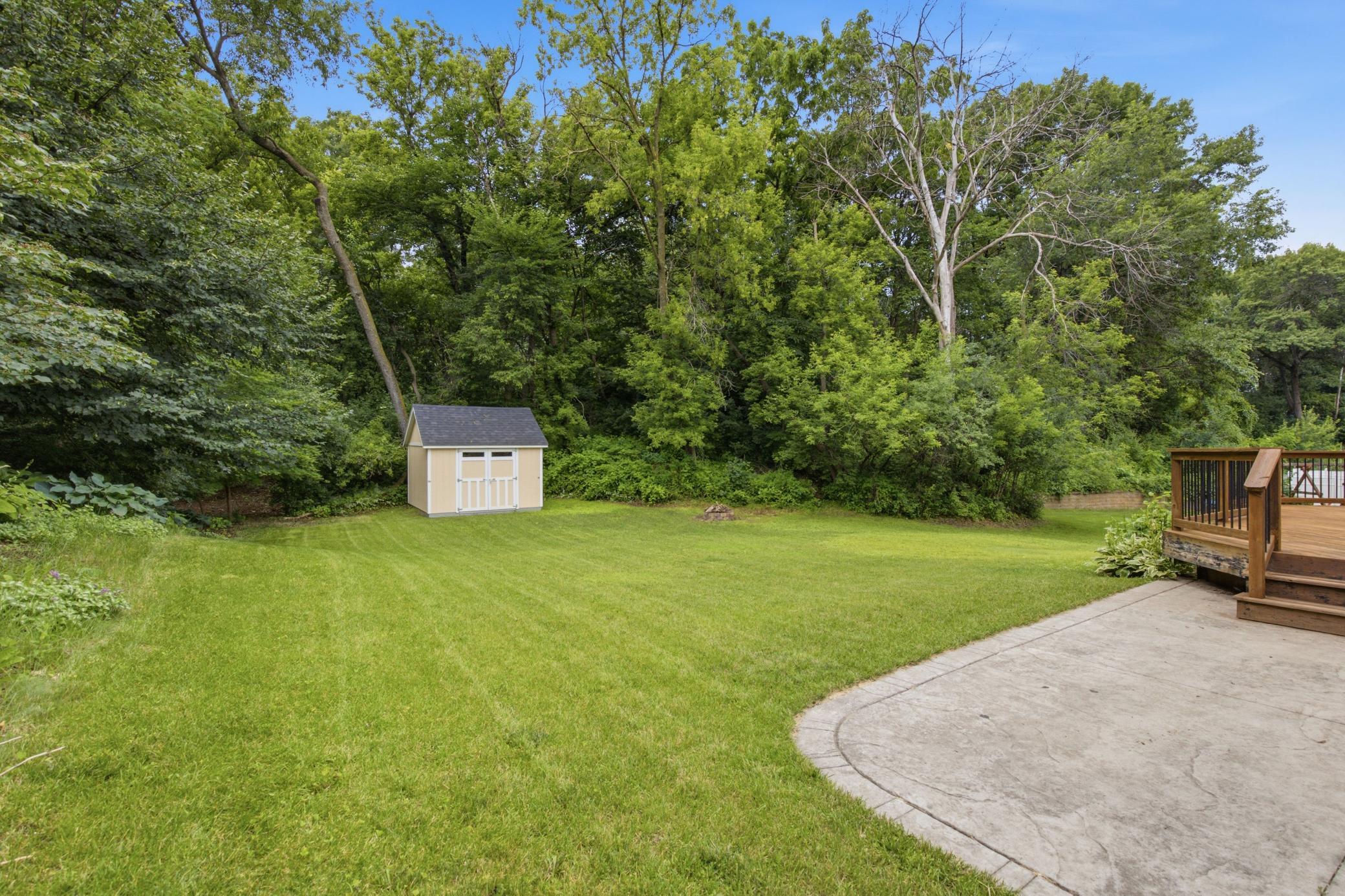 main property photo 15