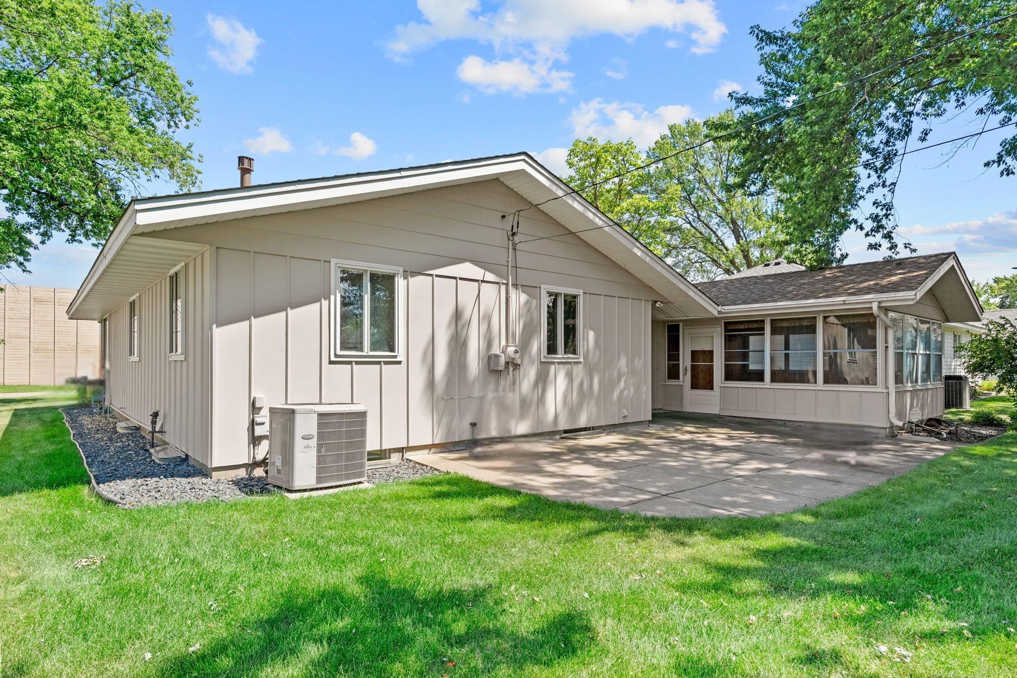 main property photo 21