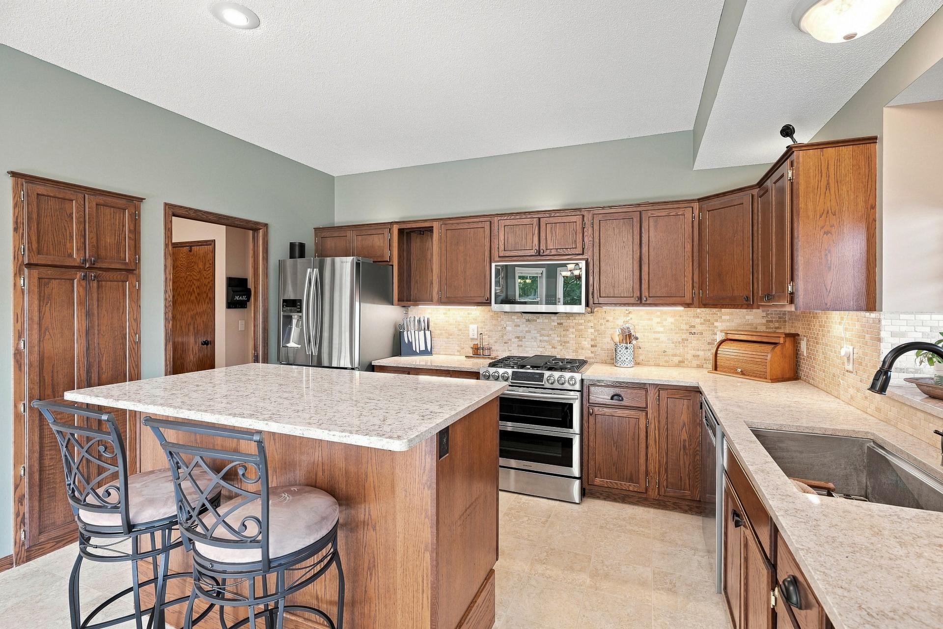 main property photo 17