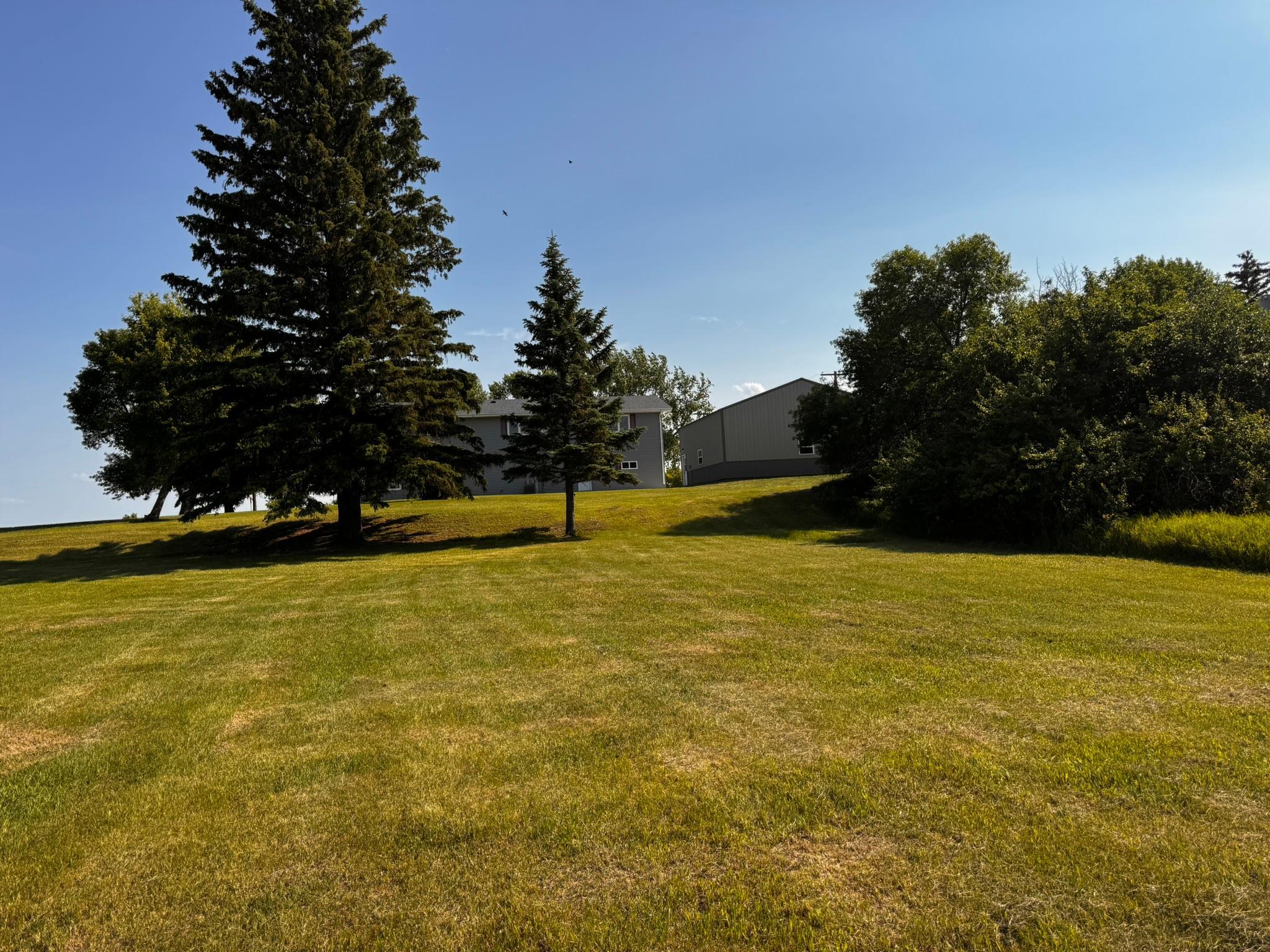 main property photo 35