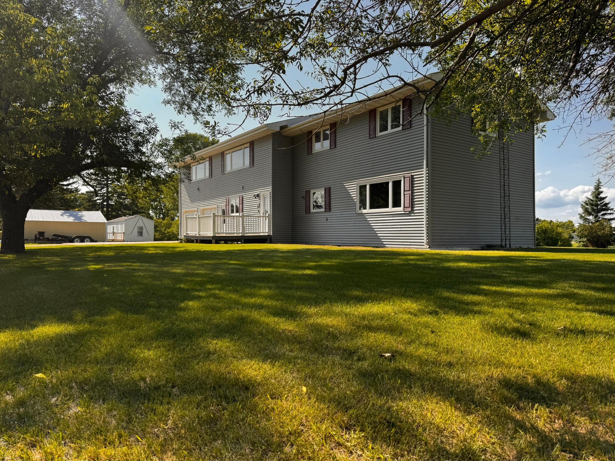 main property photo 38