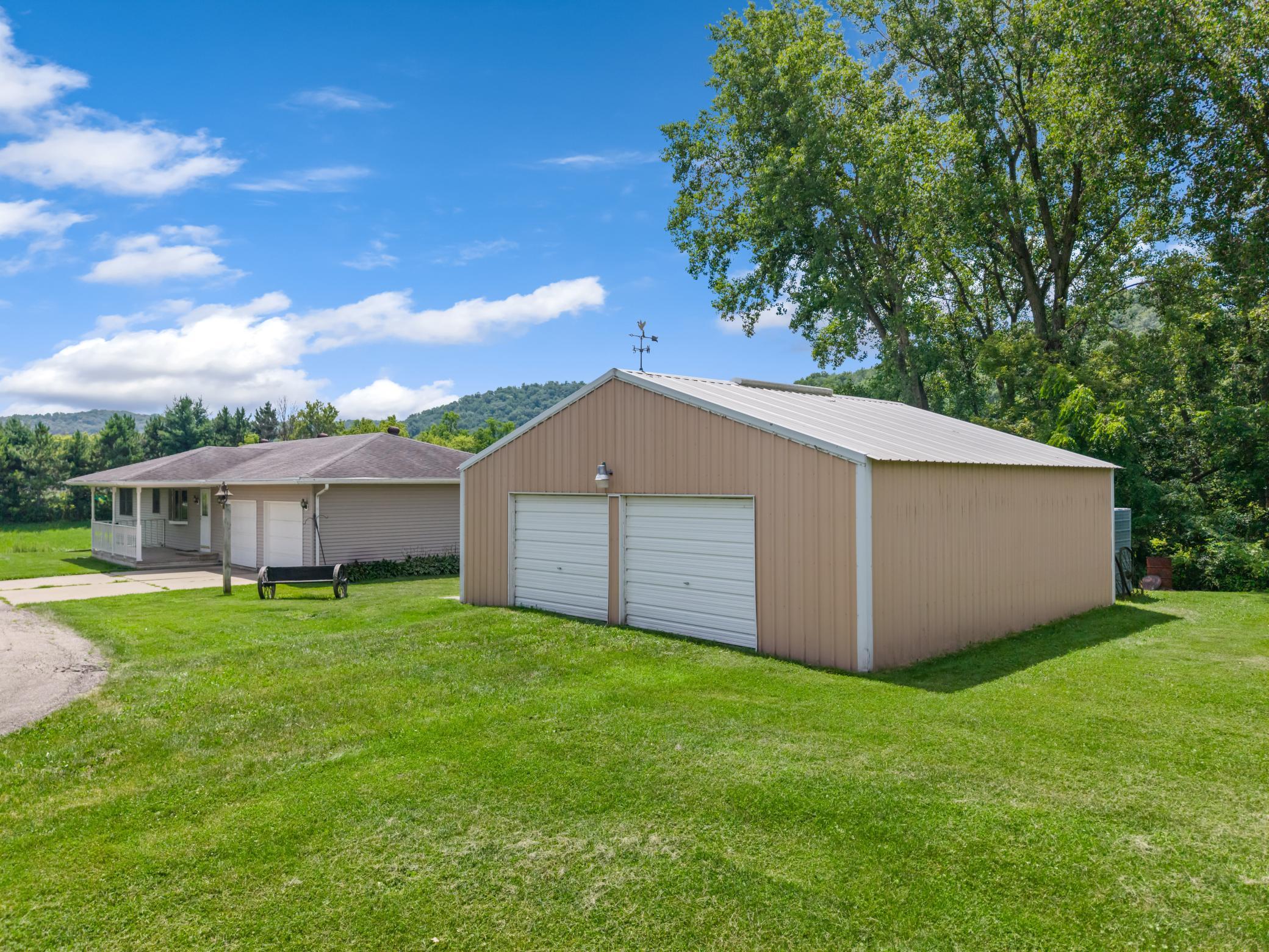 main property photo 26
