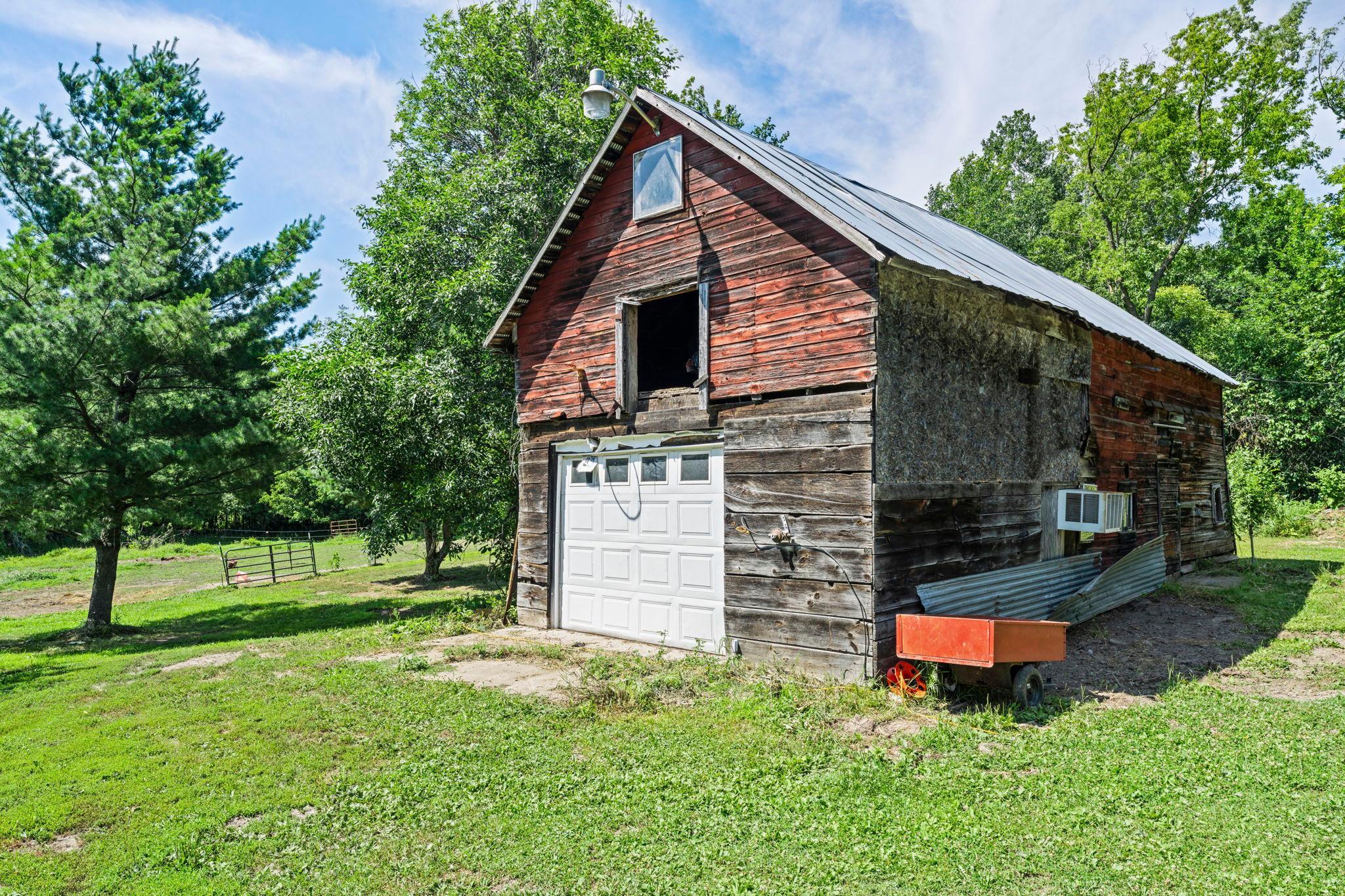 main property photo 47