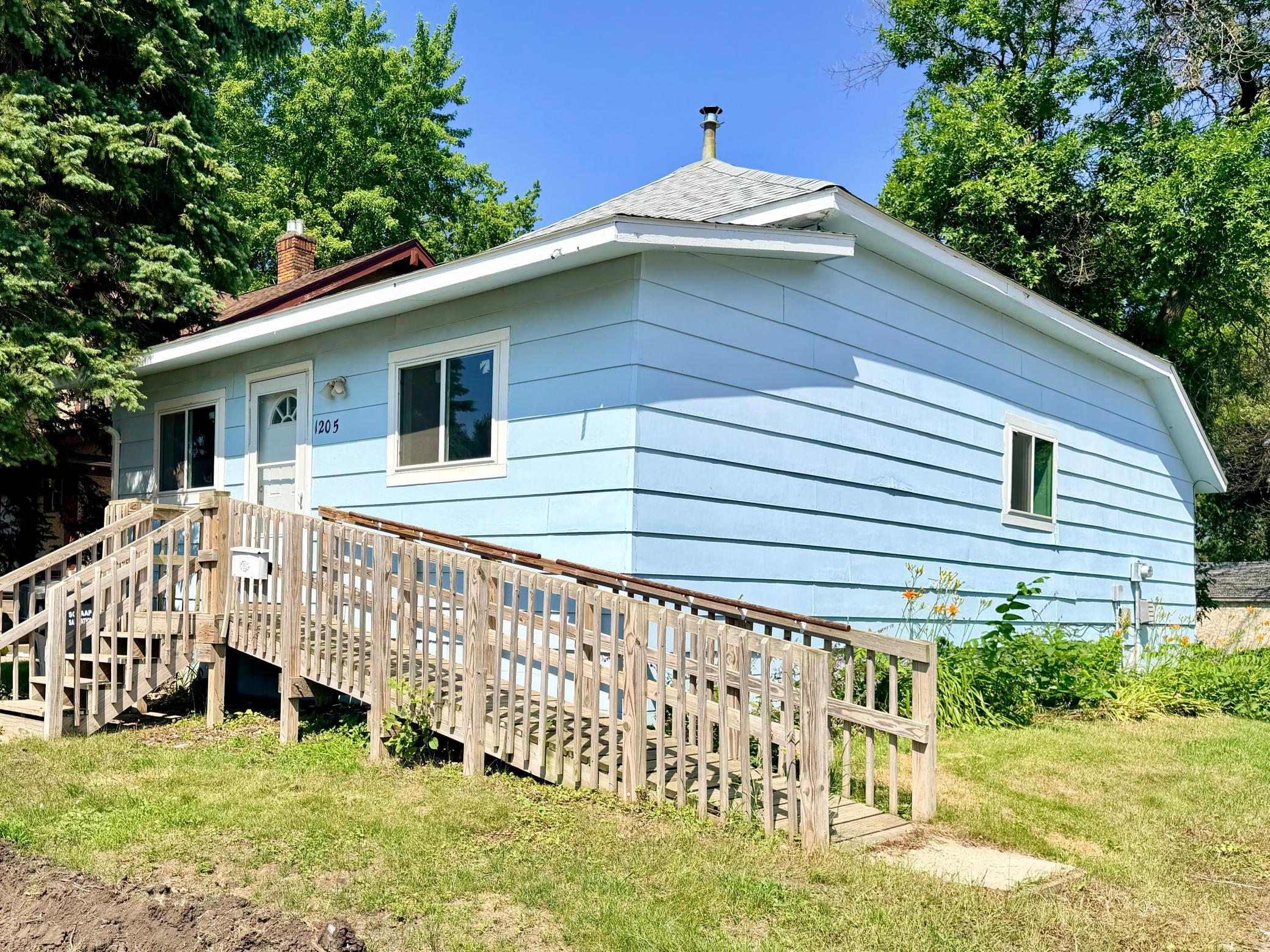 main property photo 4