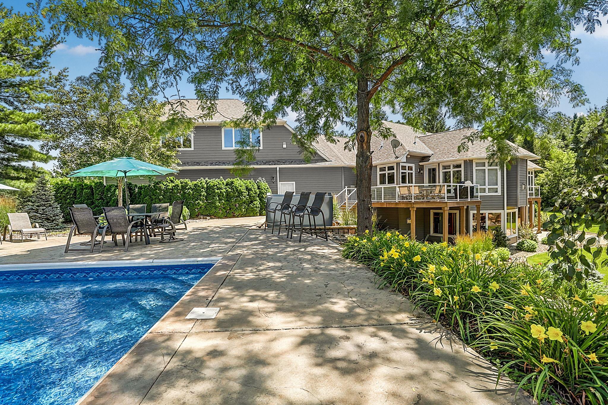 main property photo 75