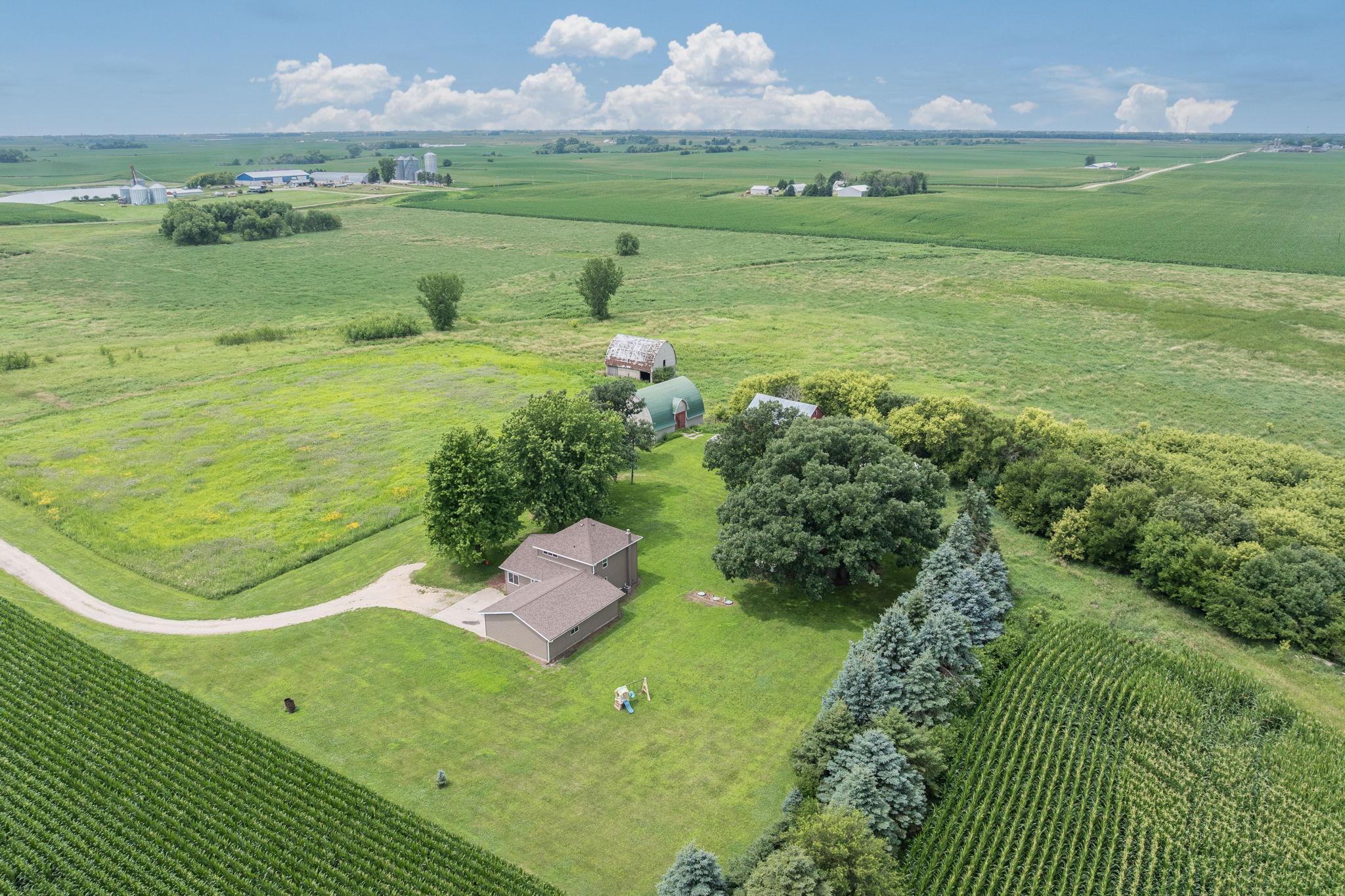 main property photo 45