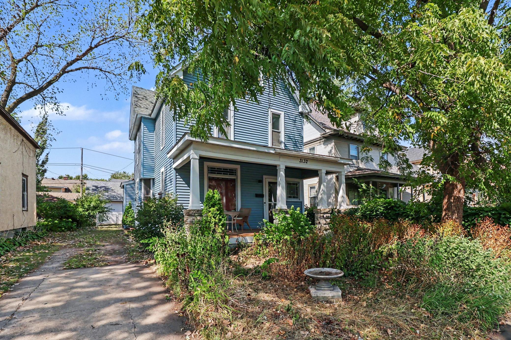 main property photo 28