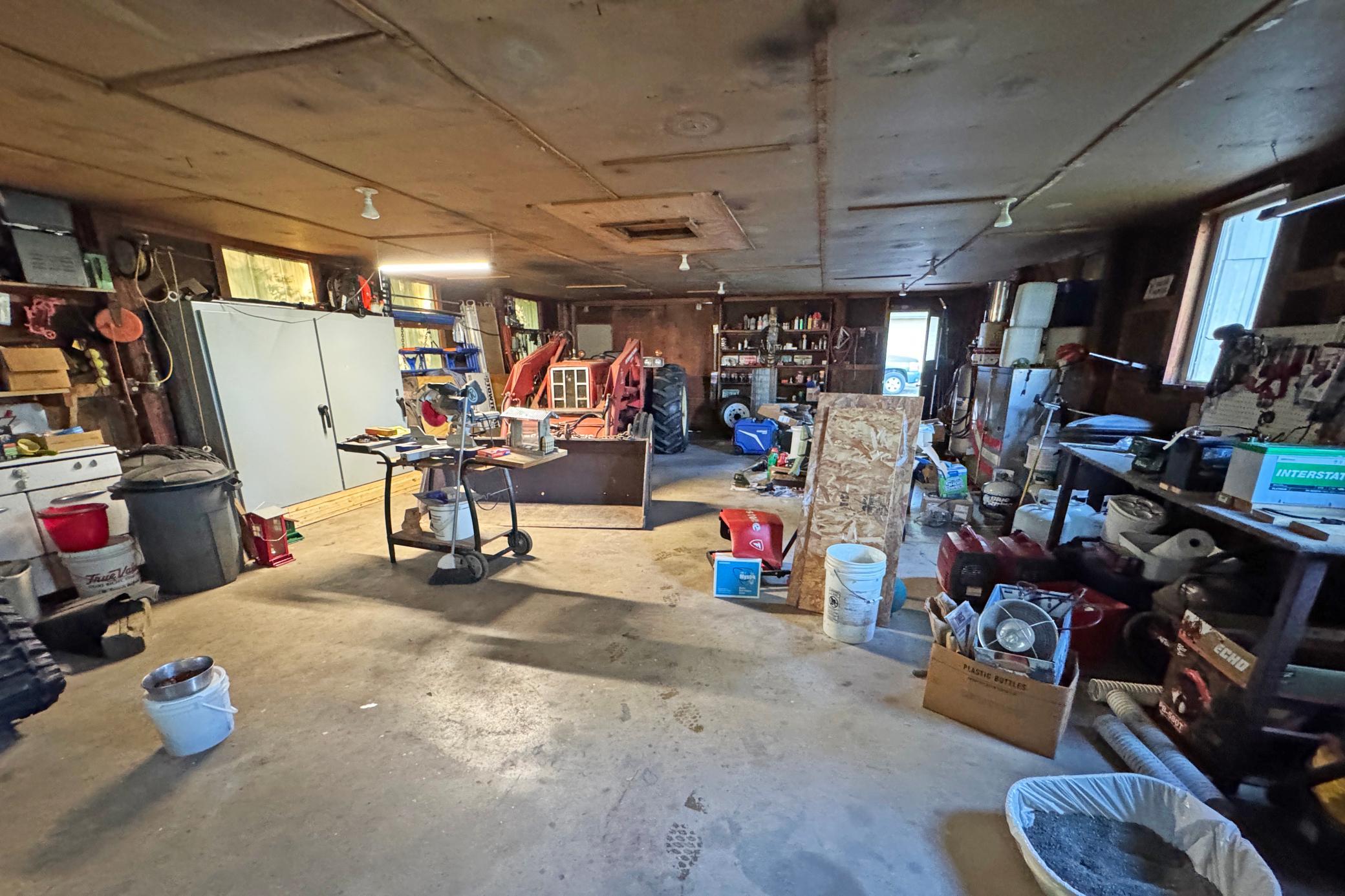 main property photo 98