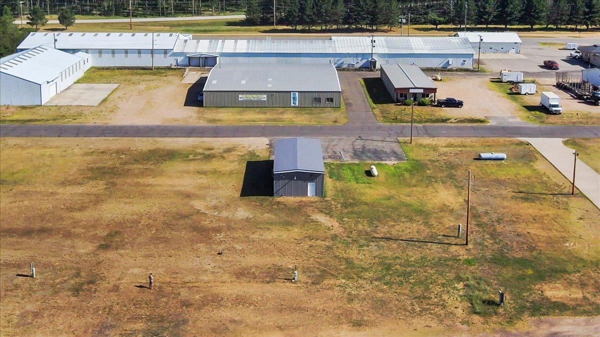 main property photo 27