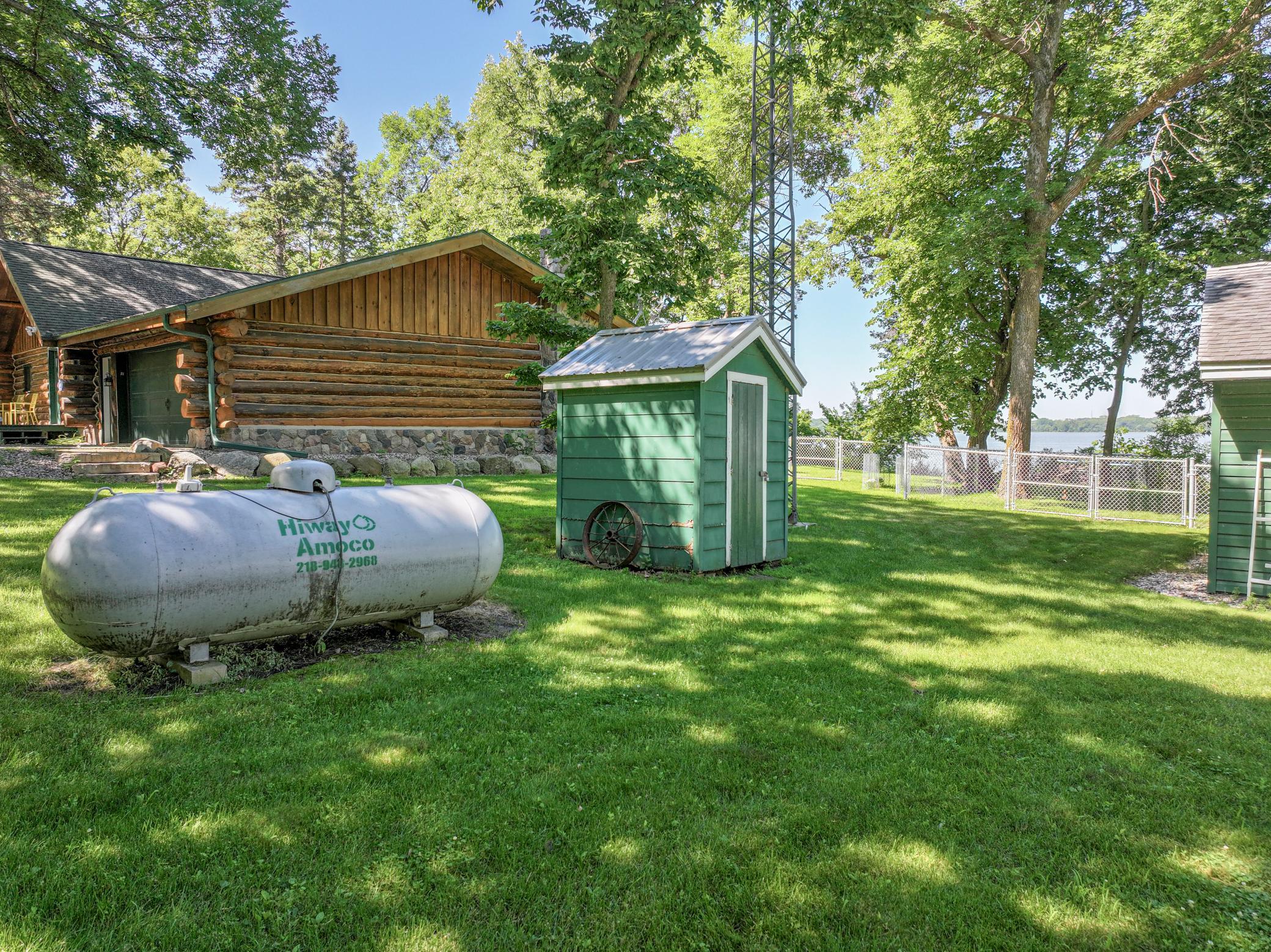 main property photo 25