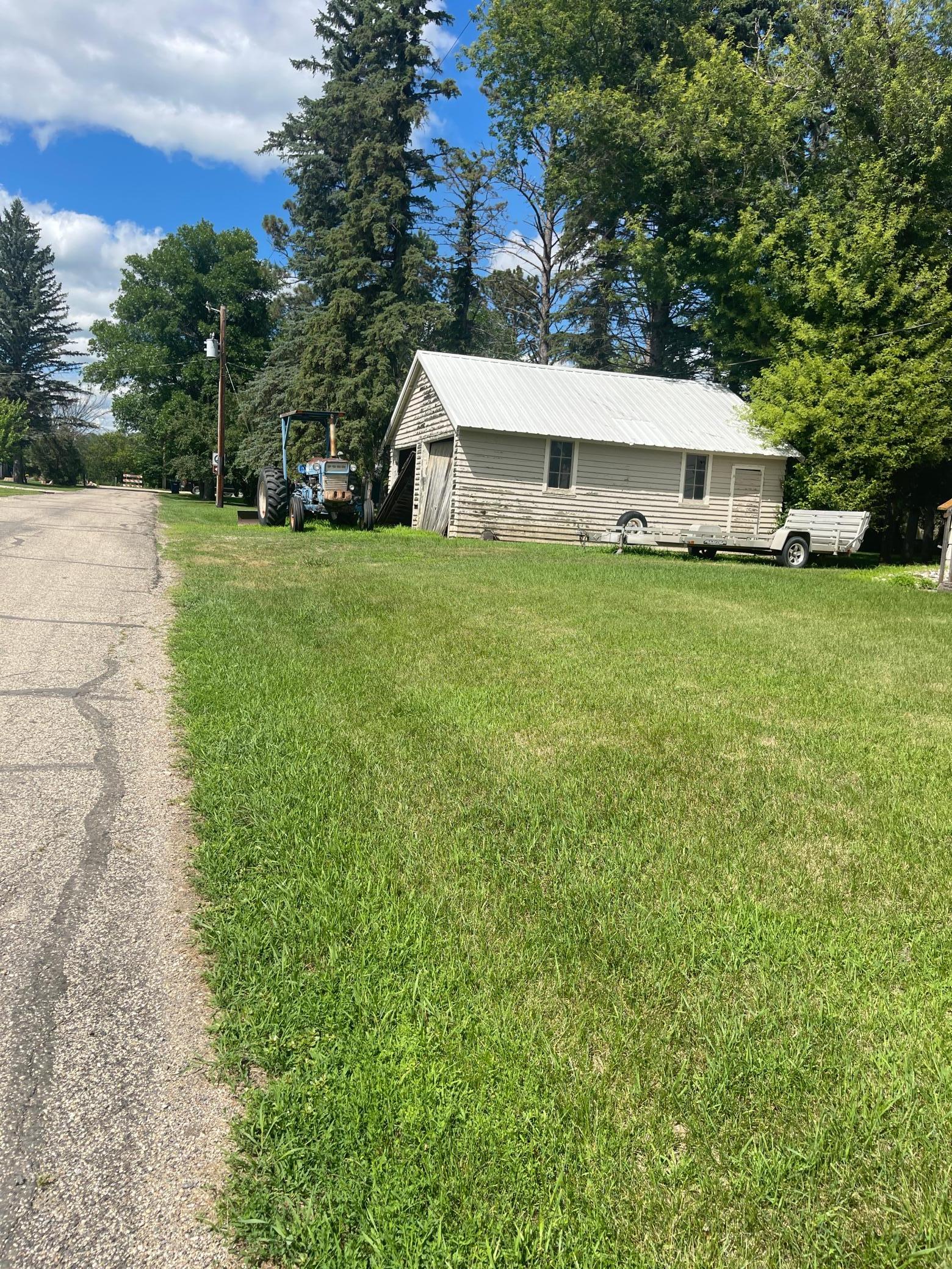 main property photo 21