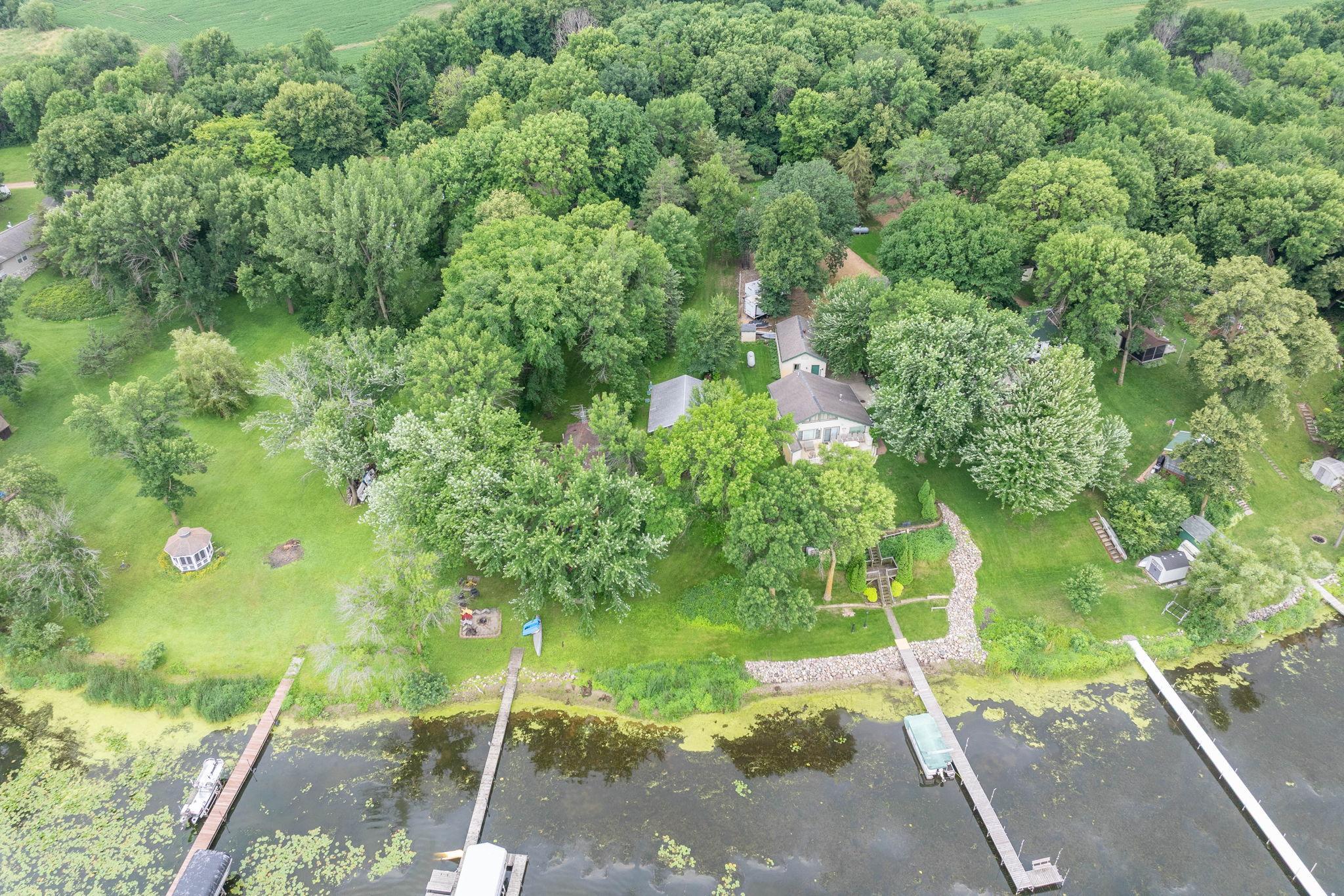 main property photo 25
