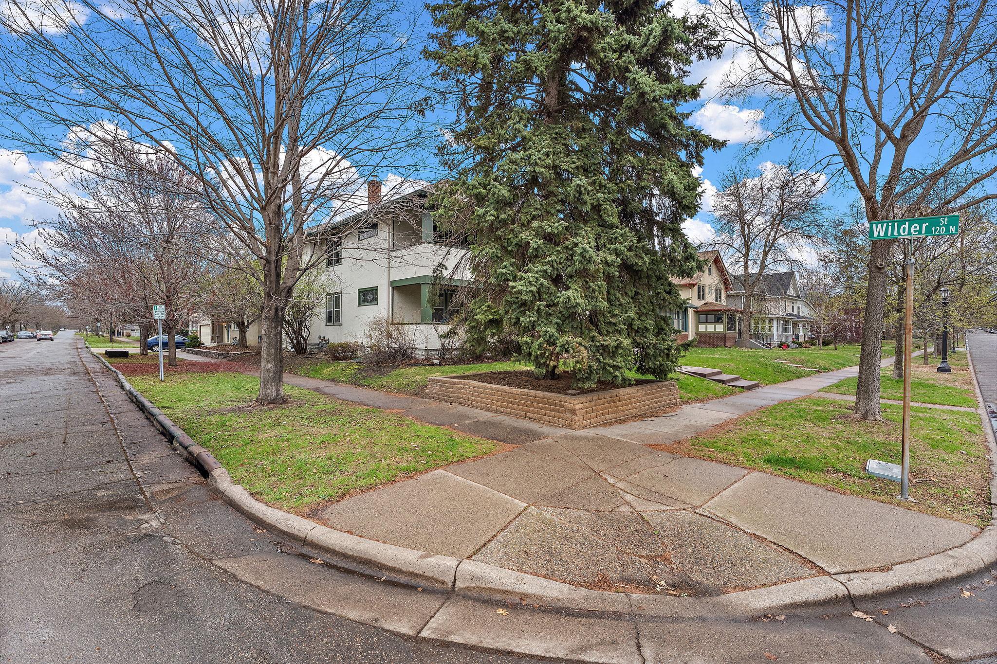 main property photo 43