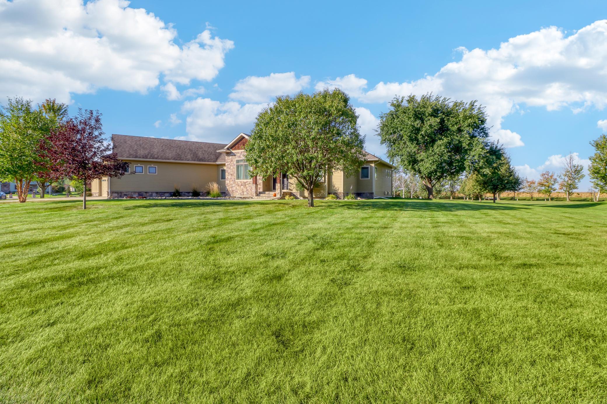 main property photo 5