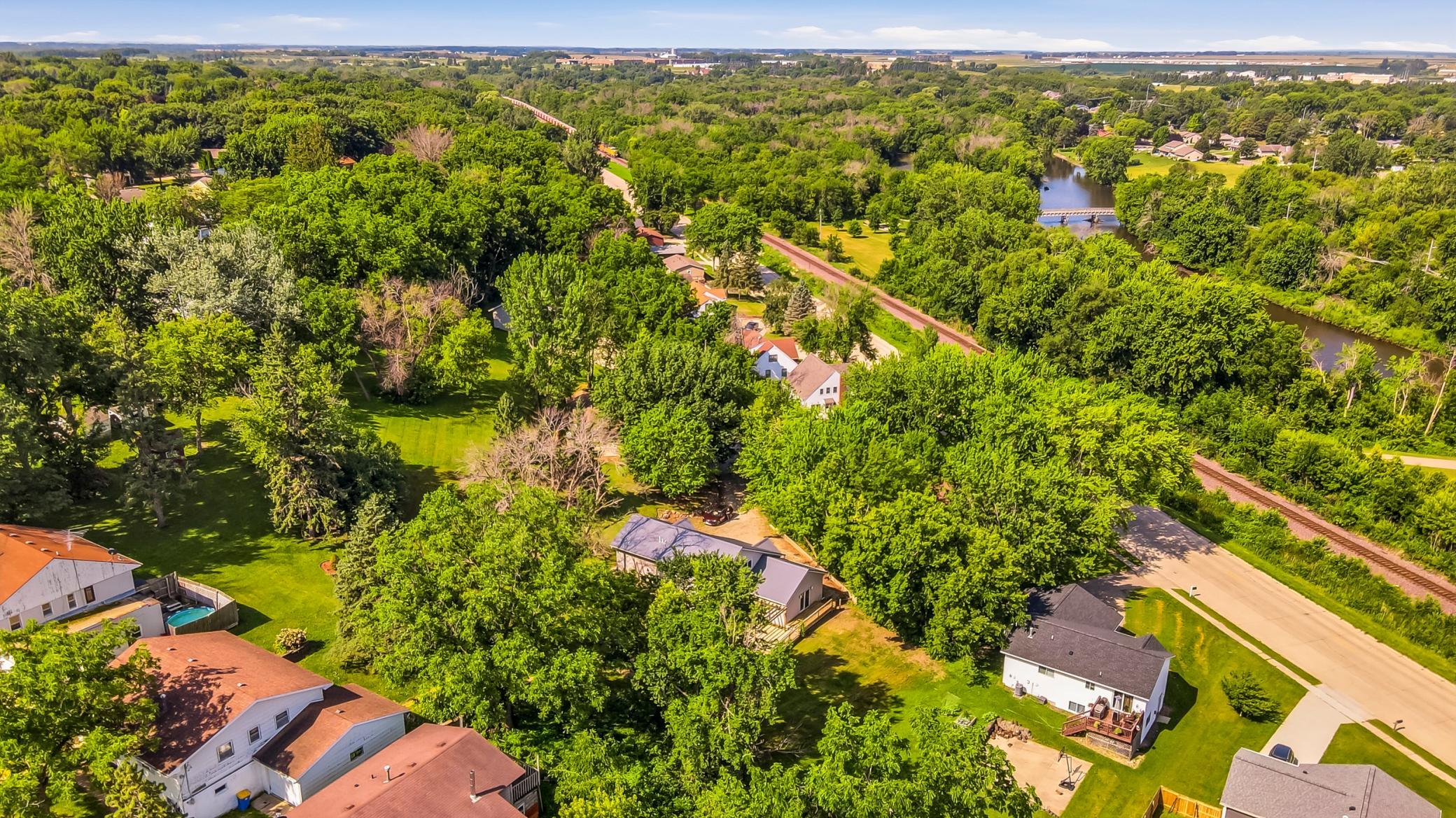 main property photo 50