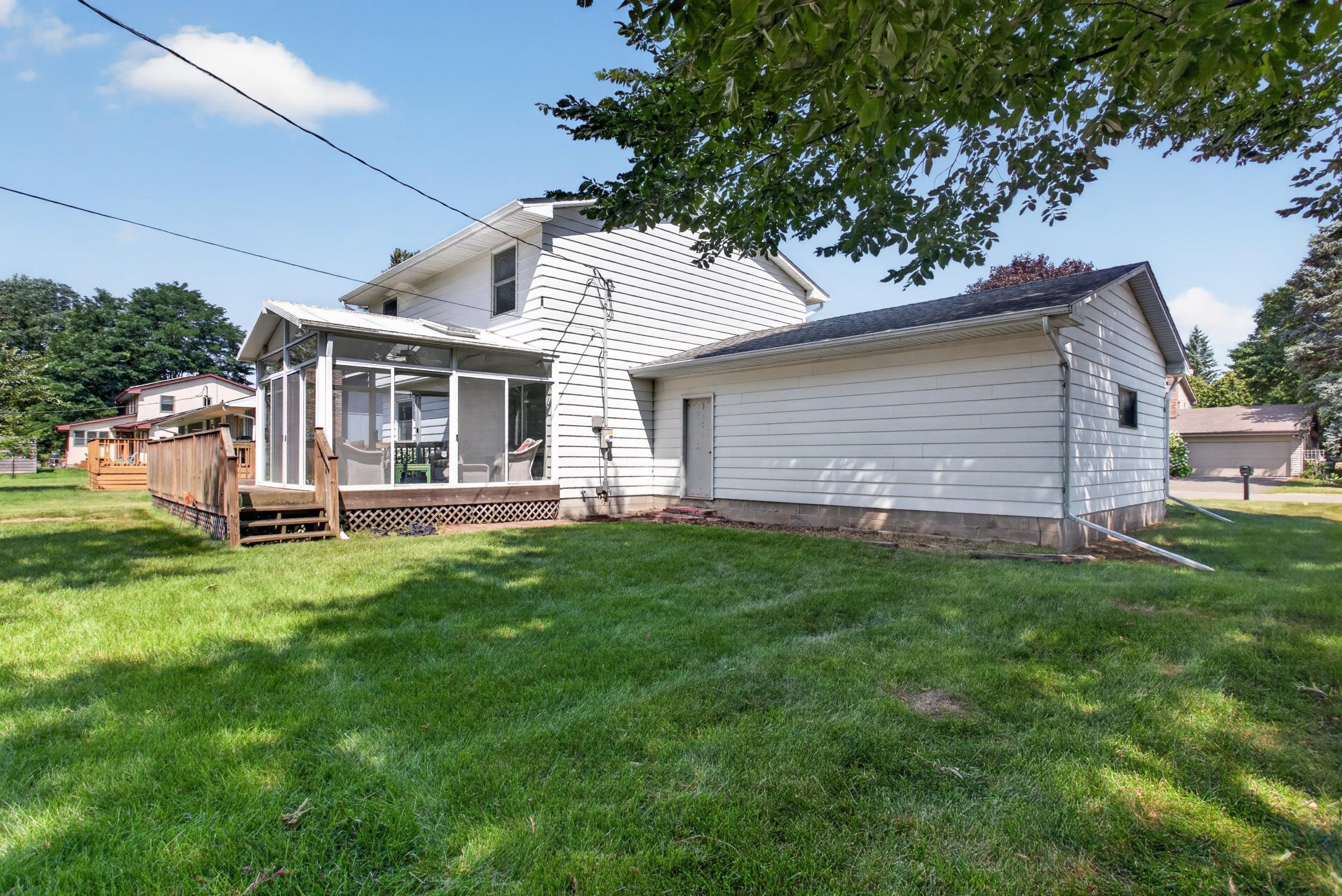 main property photo 14