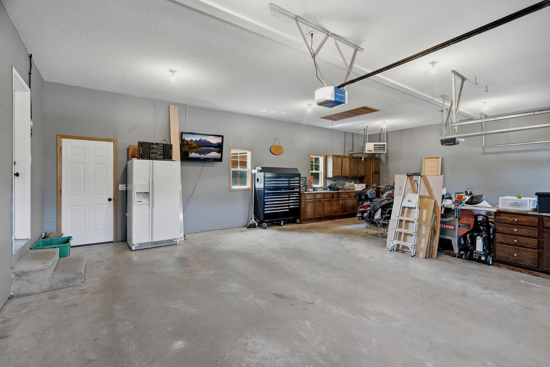 main property photo 68
