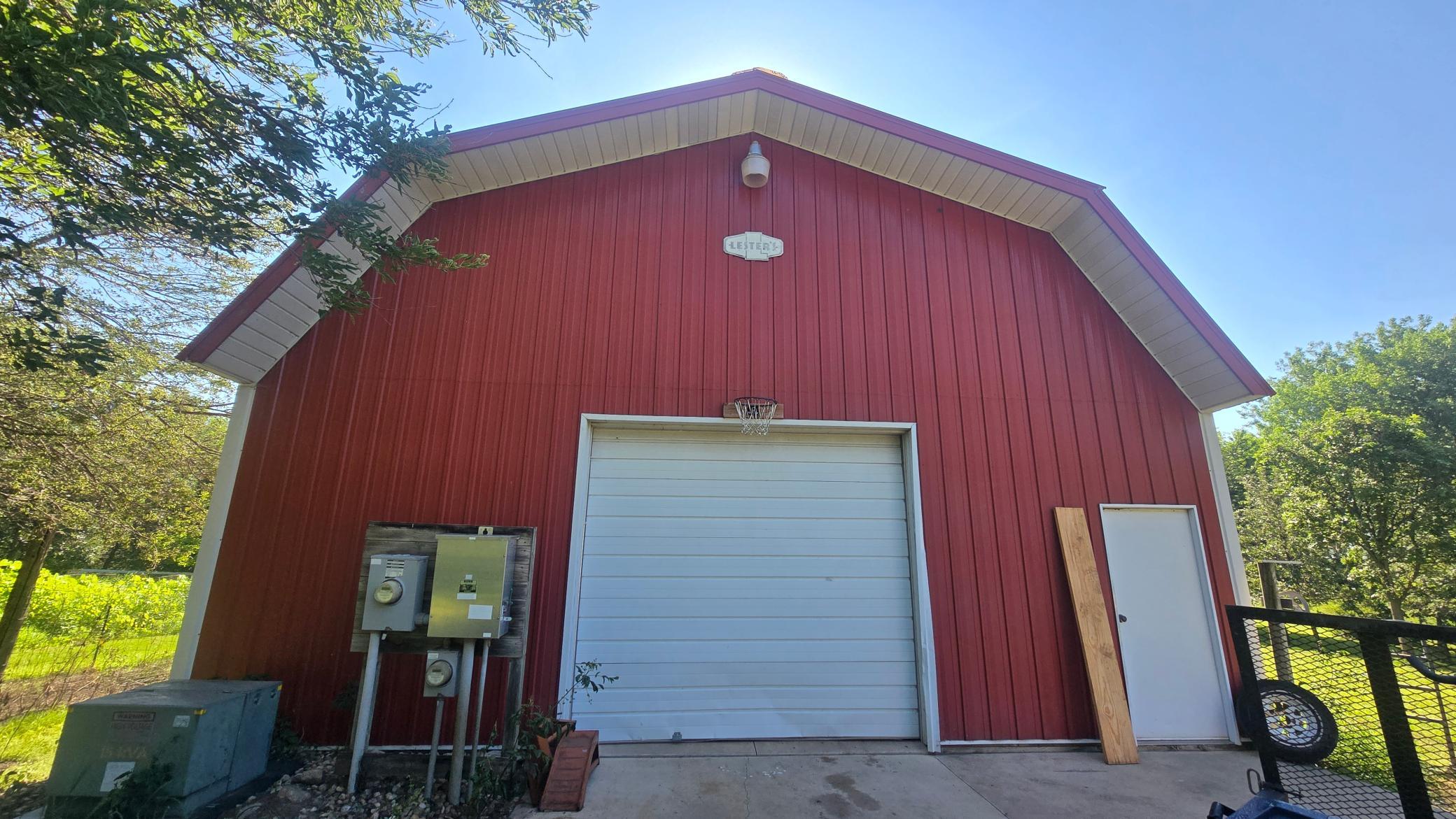 main property photo 10