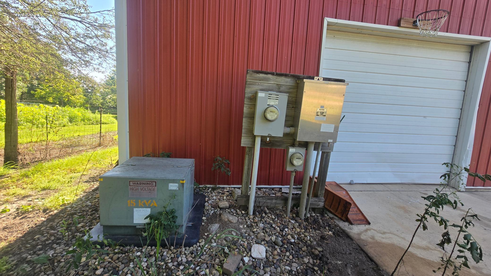 main property photo 20
