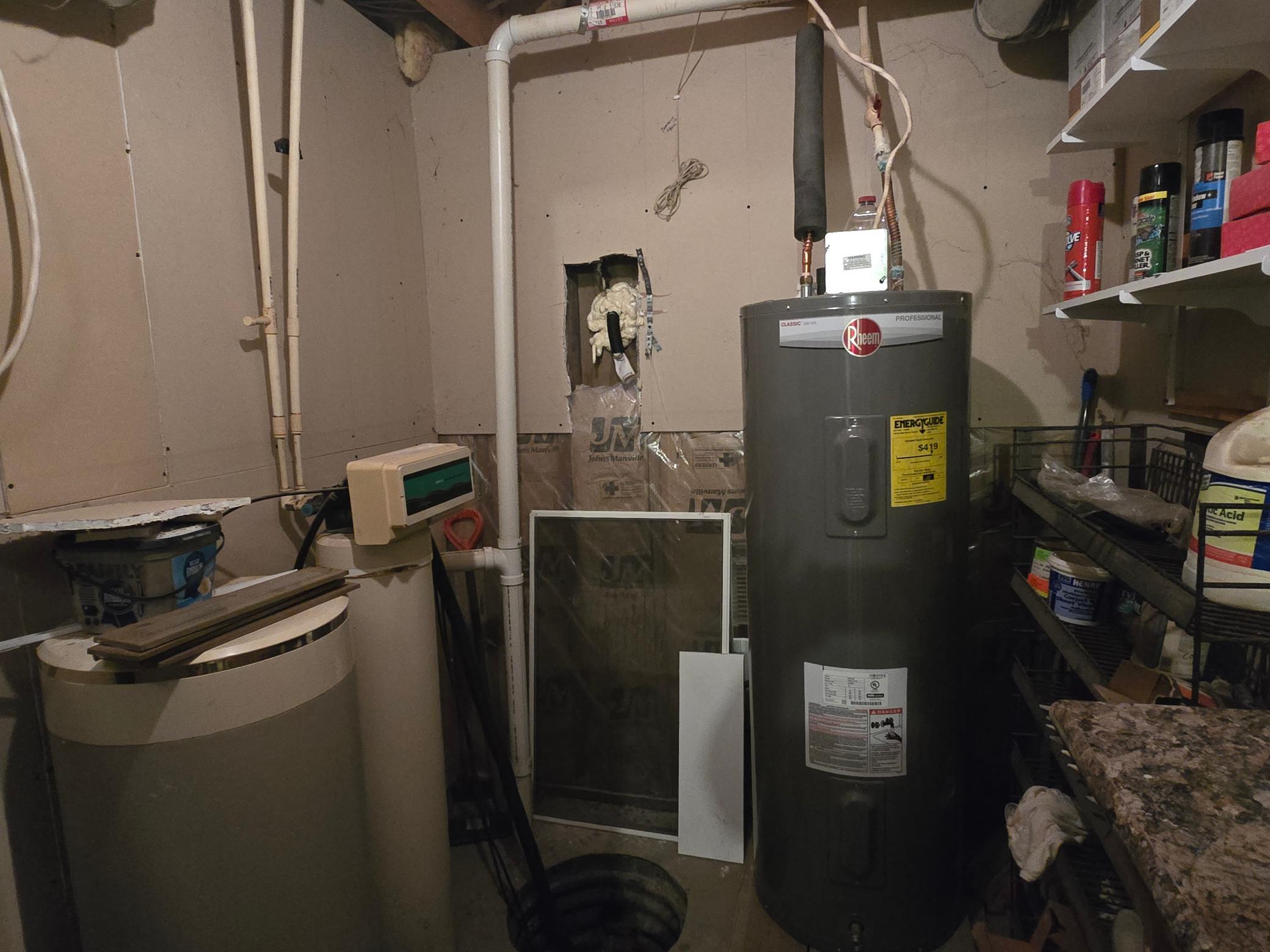 main property photo 18