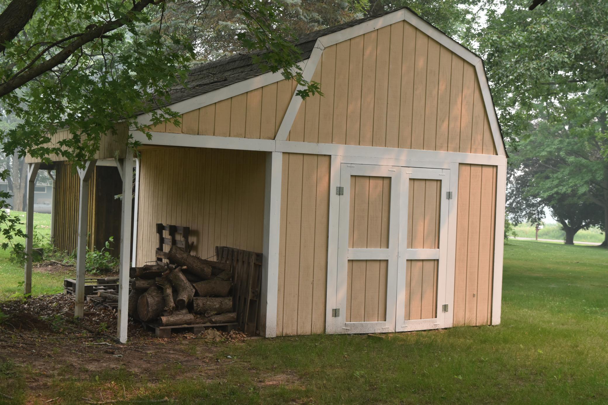 main property photo 18