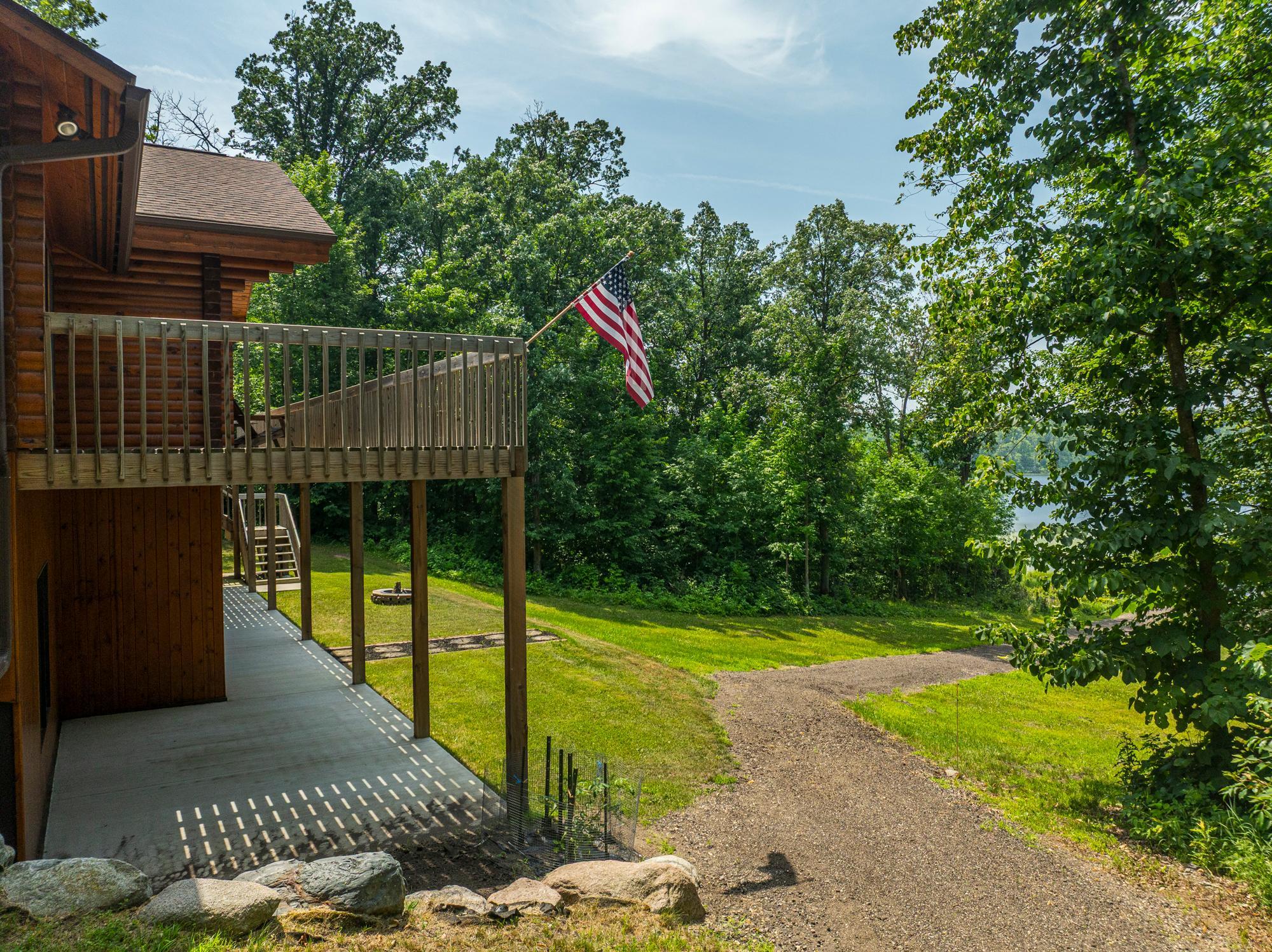 main property photo 31