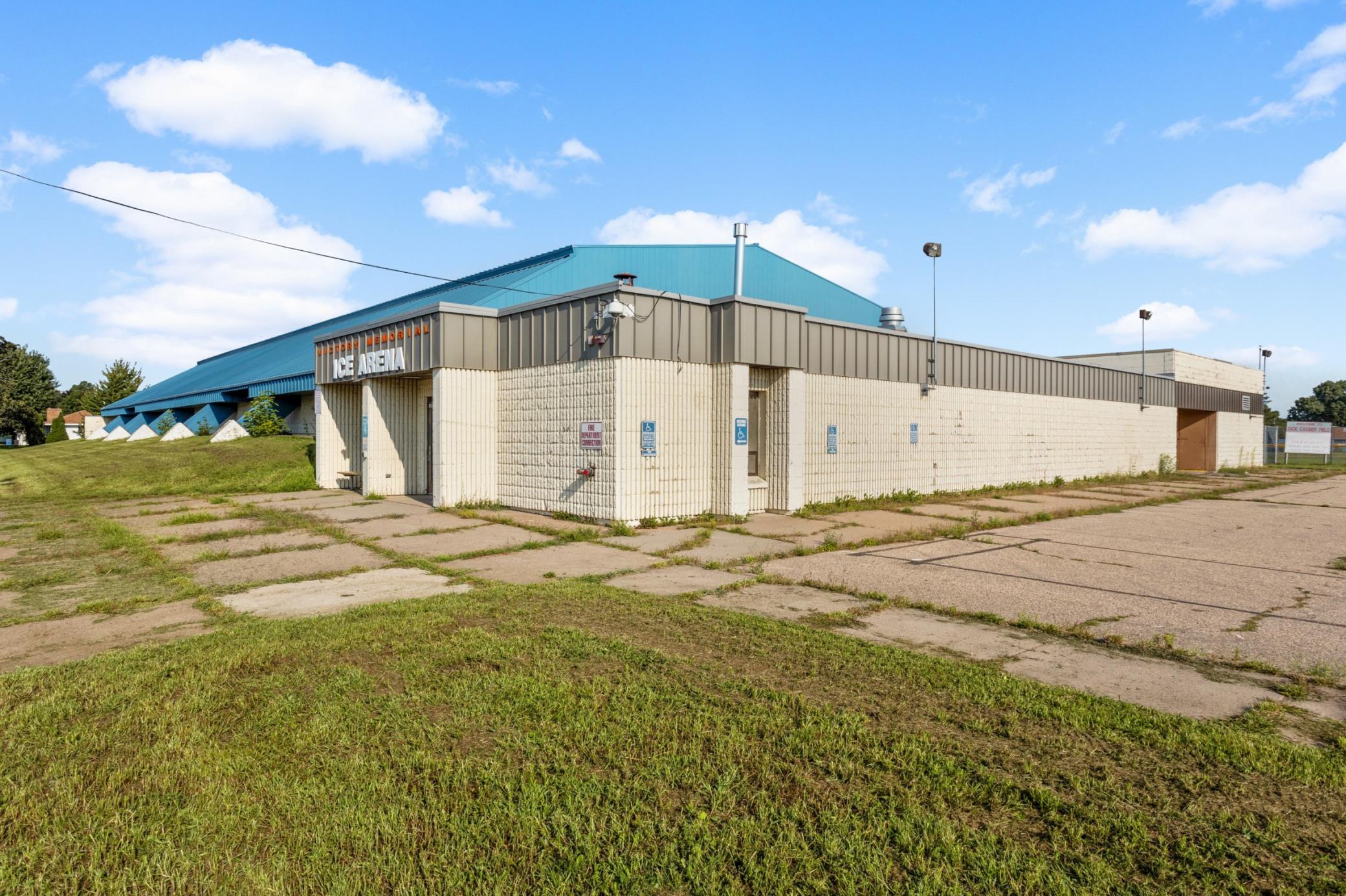 main property photo 26