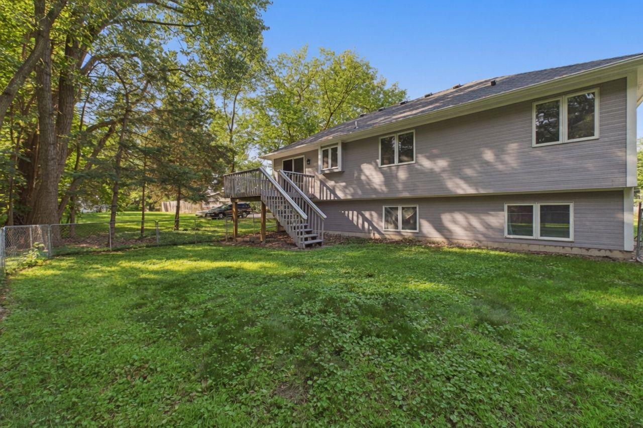 main property photo 17