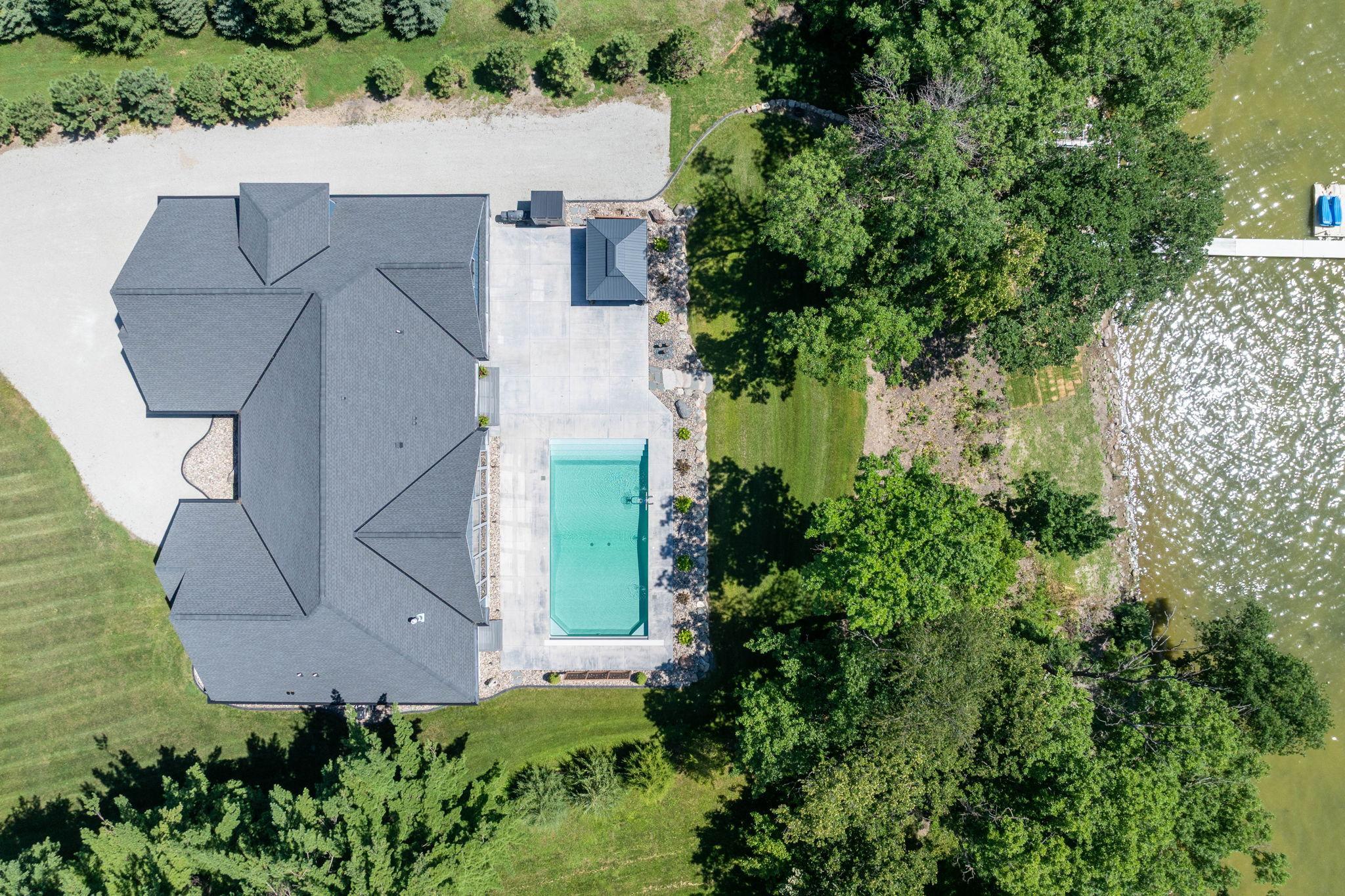 main property photo 51