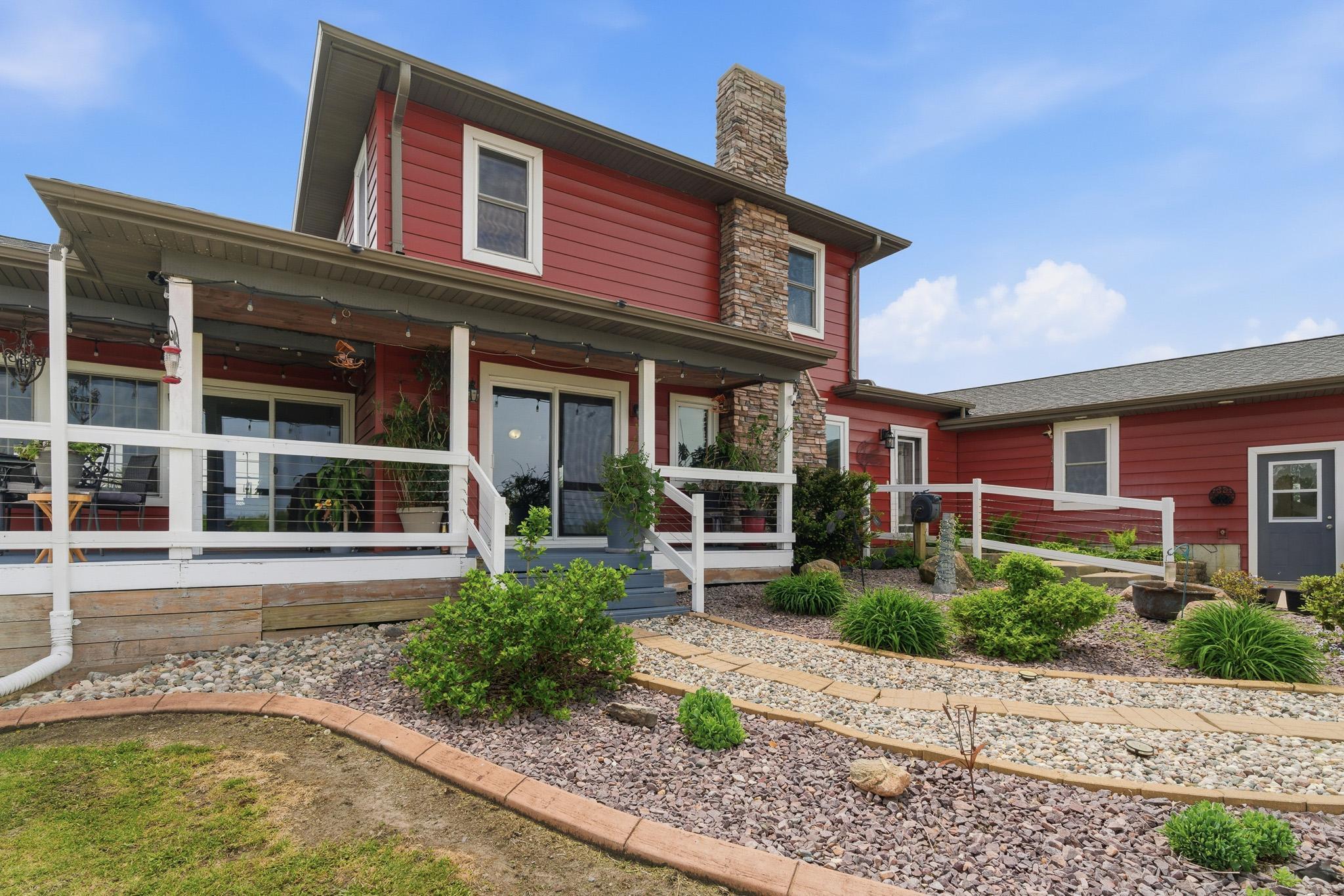 main property photo 16