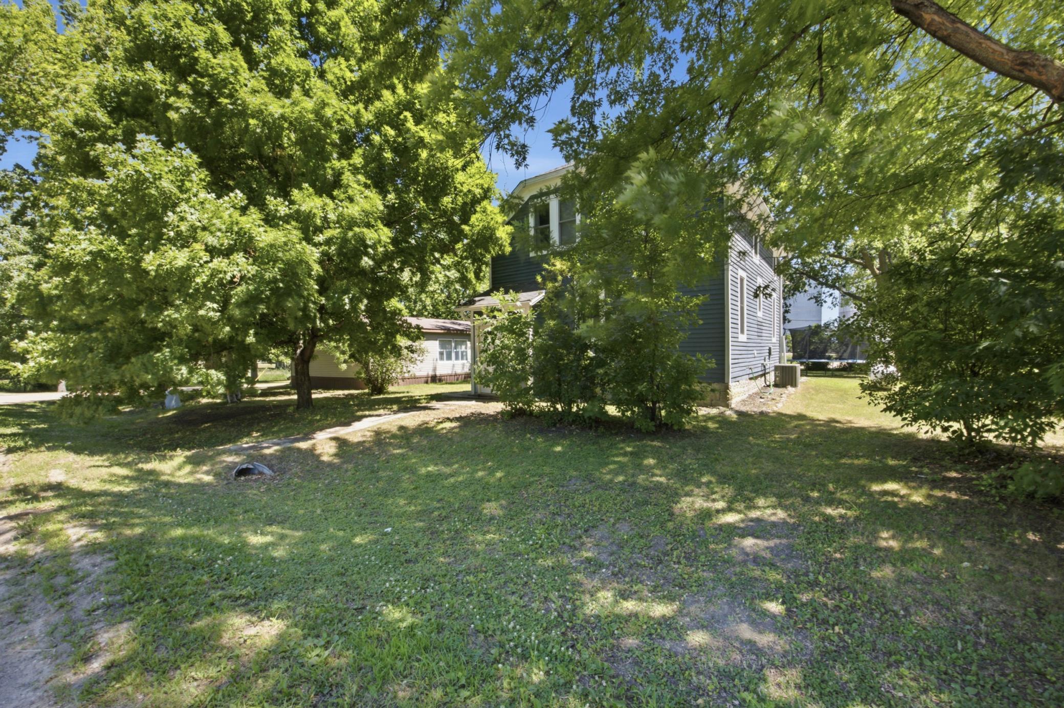 main property photo 22