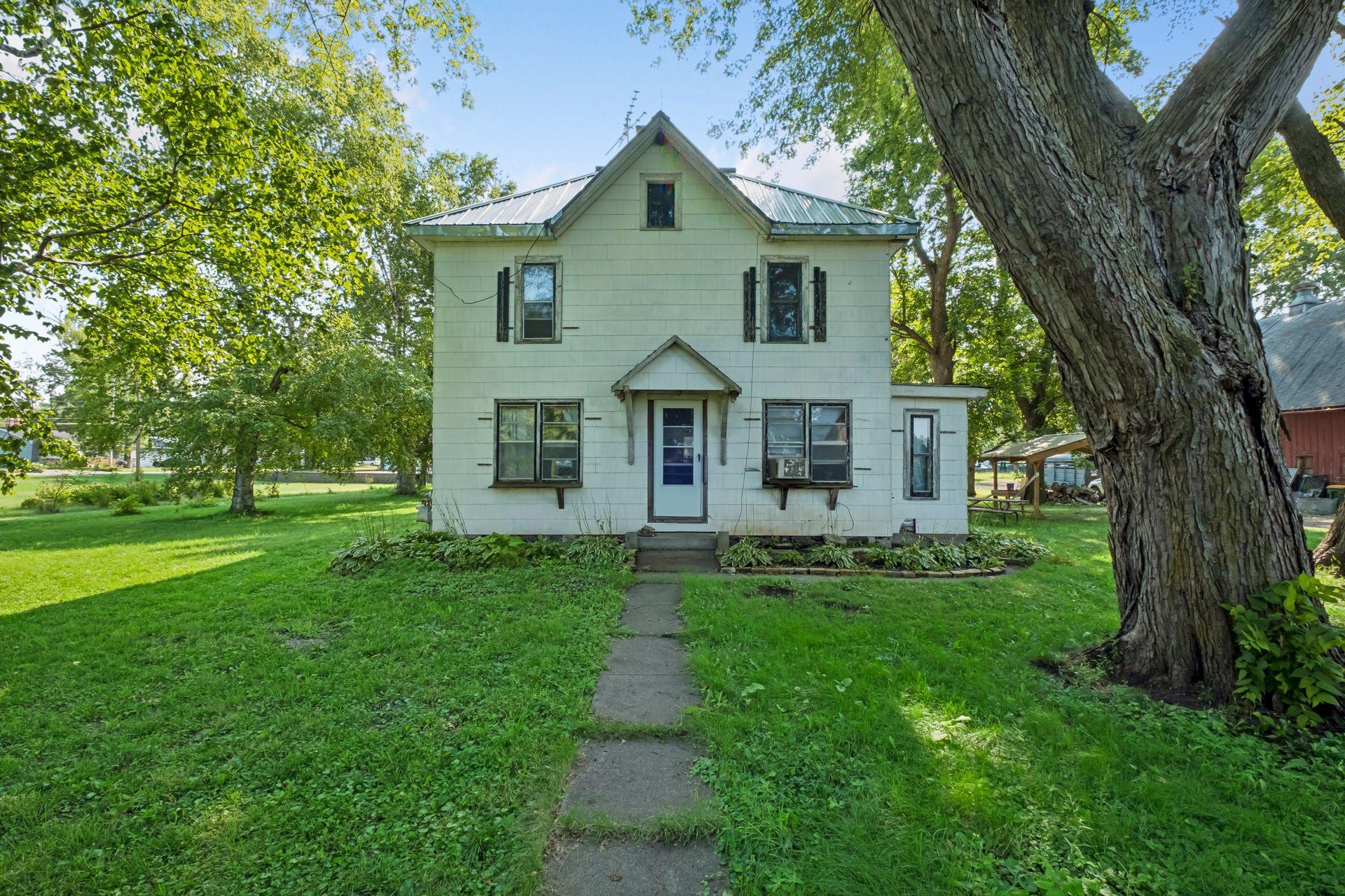 main property photo 17