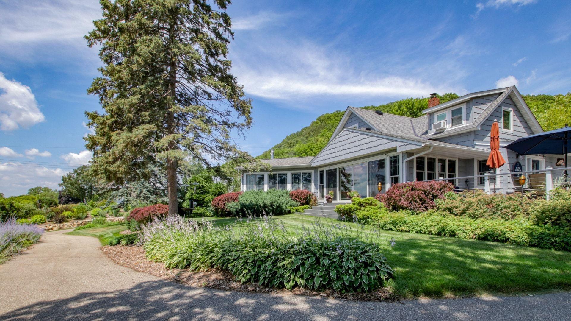 main property photo 51