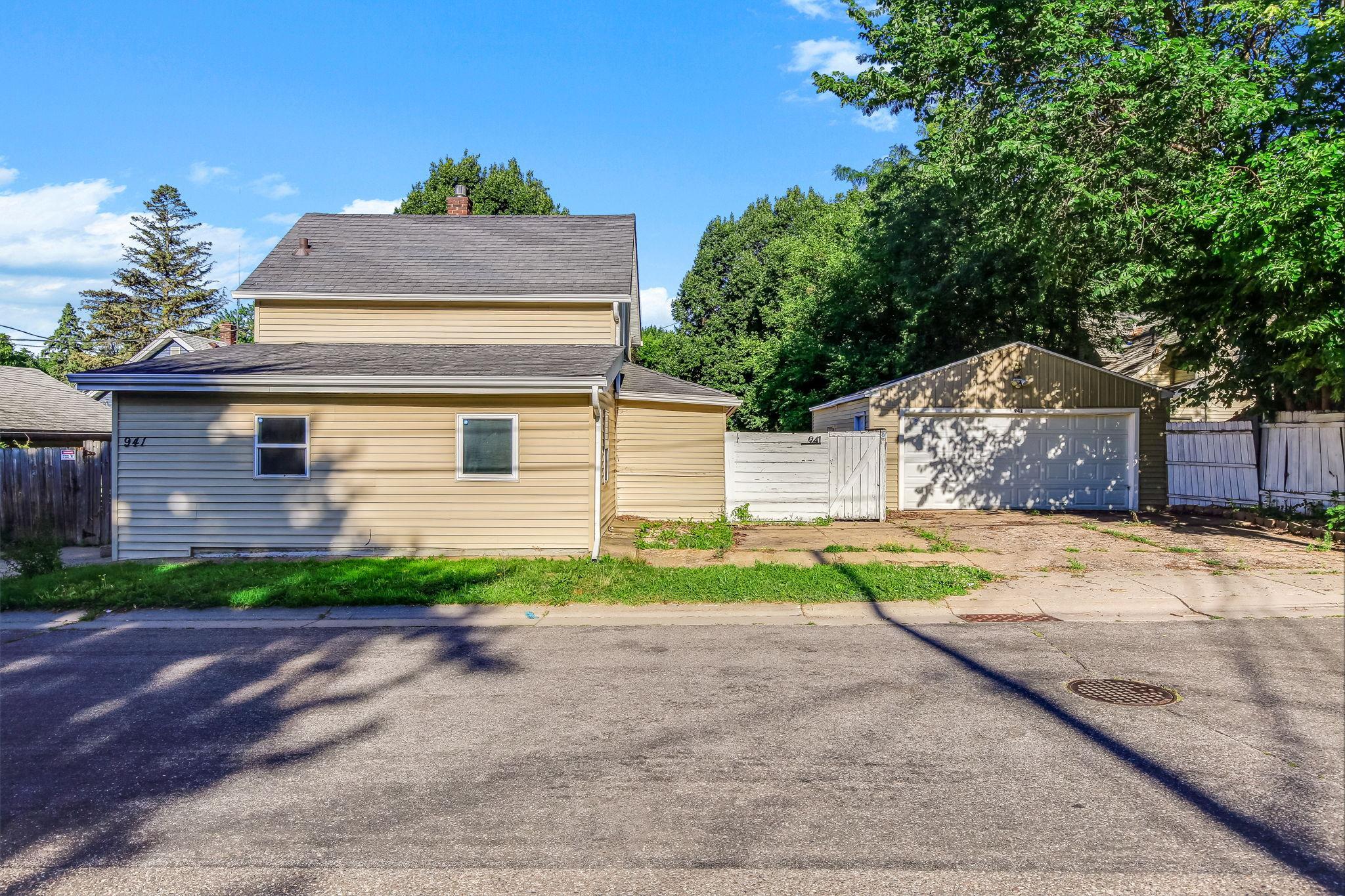 main property photo 21