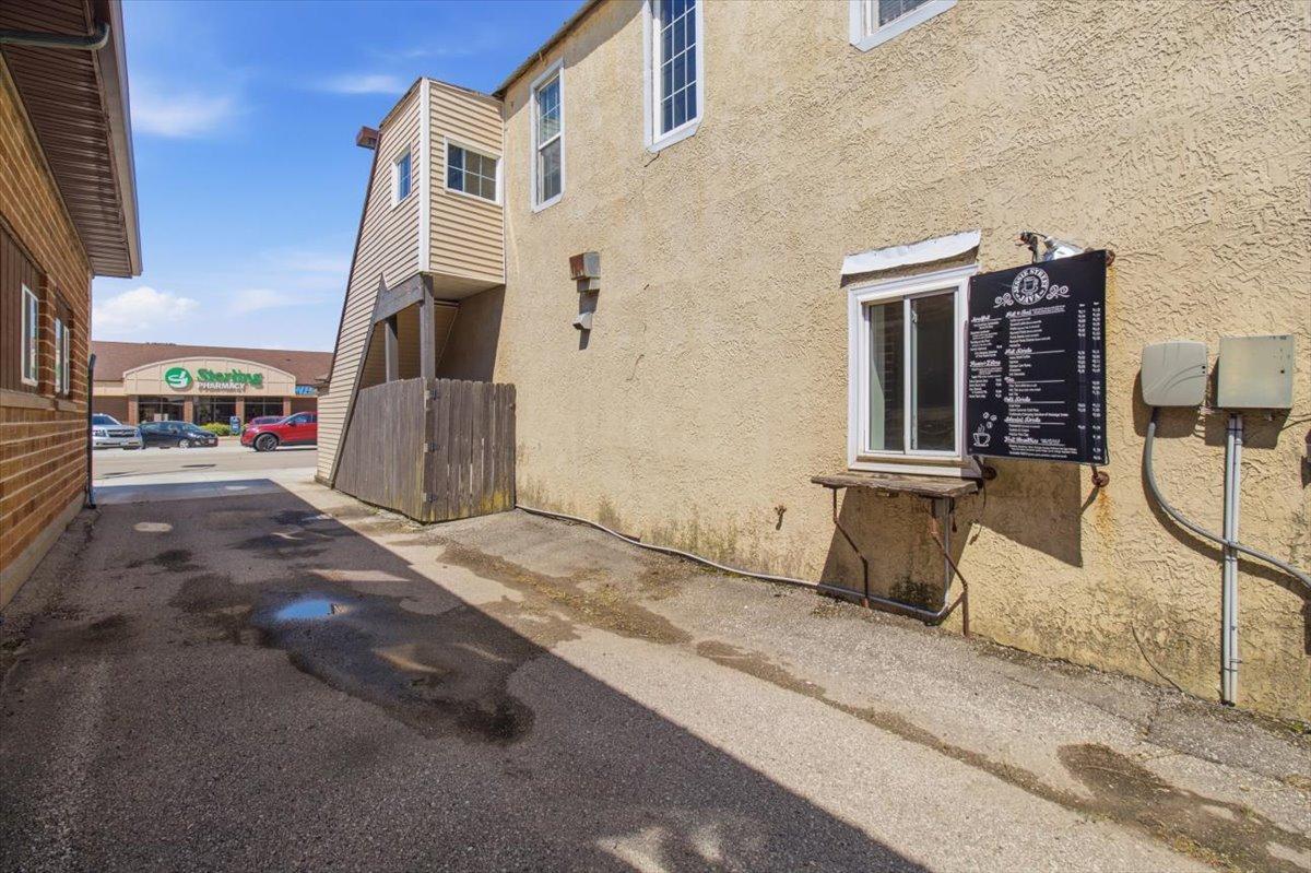 main property photo 9