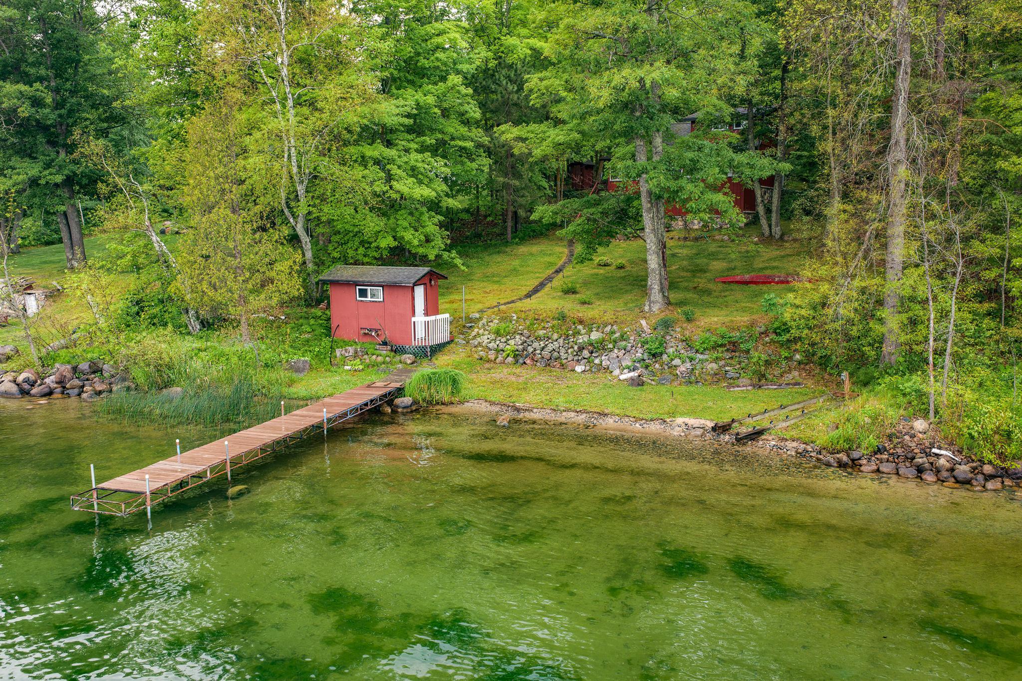 main property photo 32