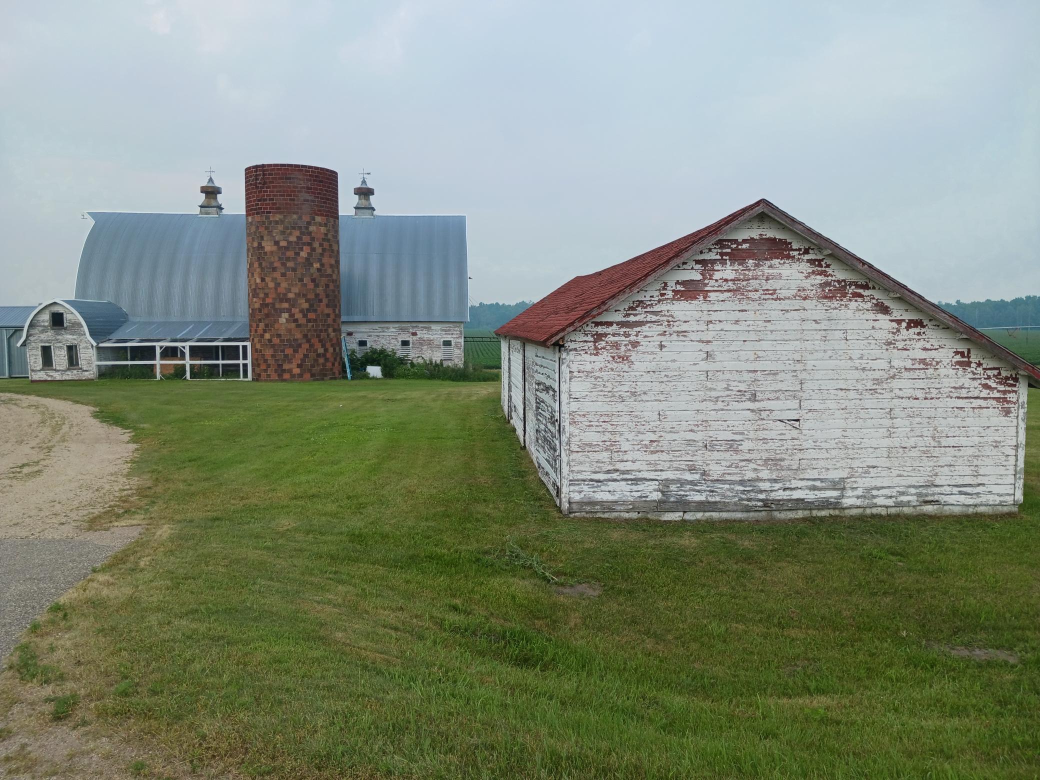 main property photo 46