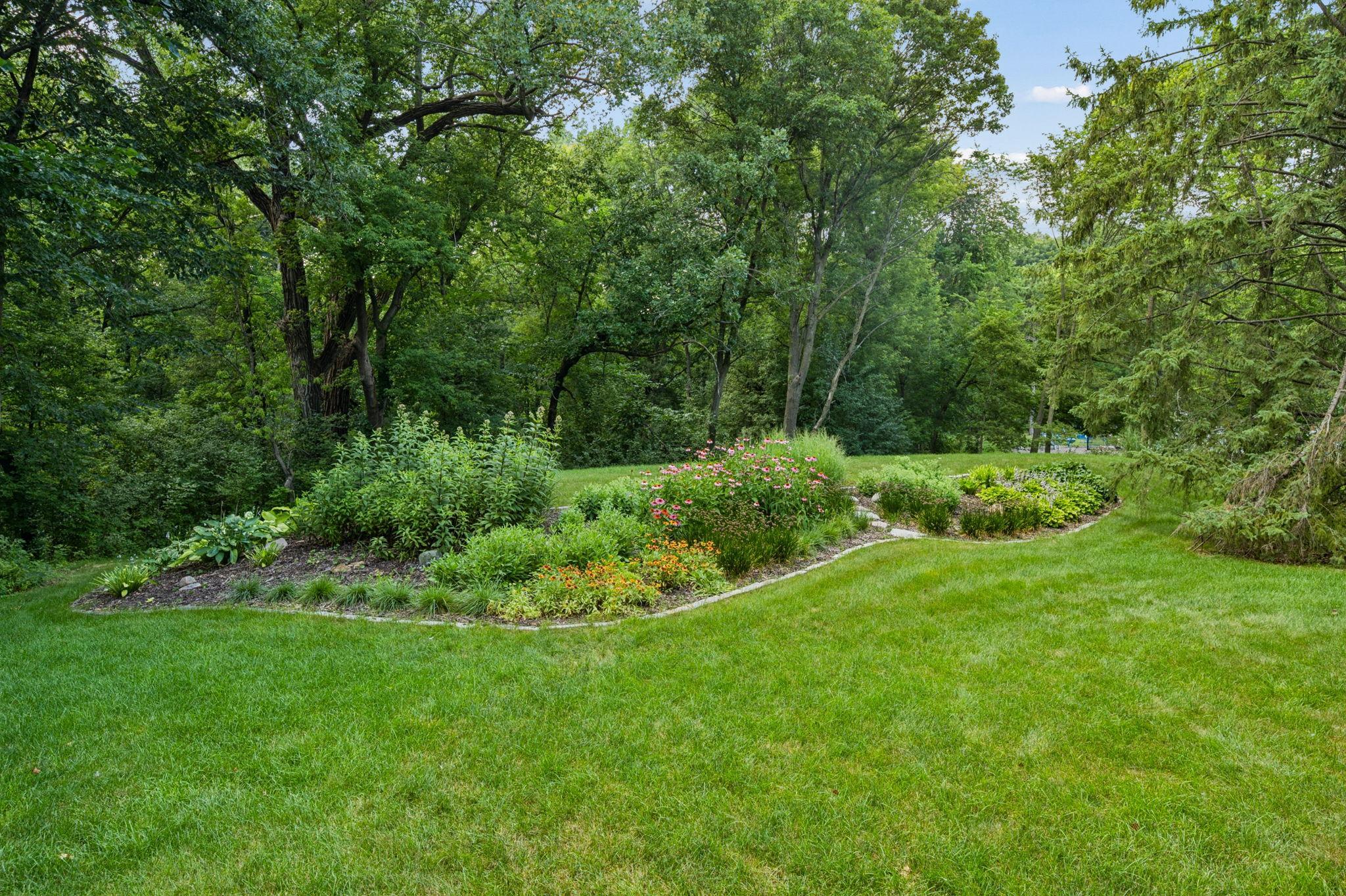 main property photo 78