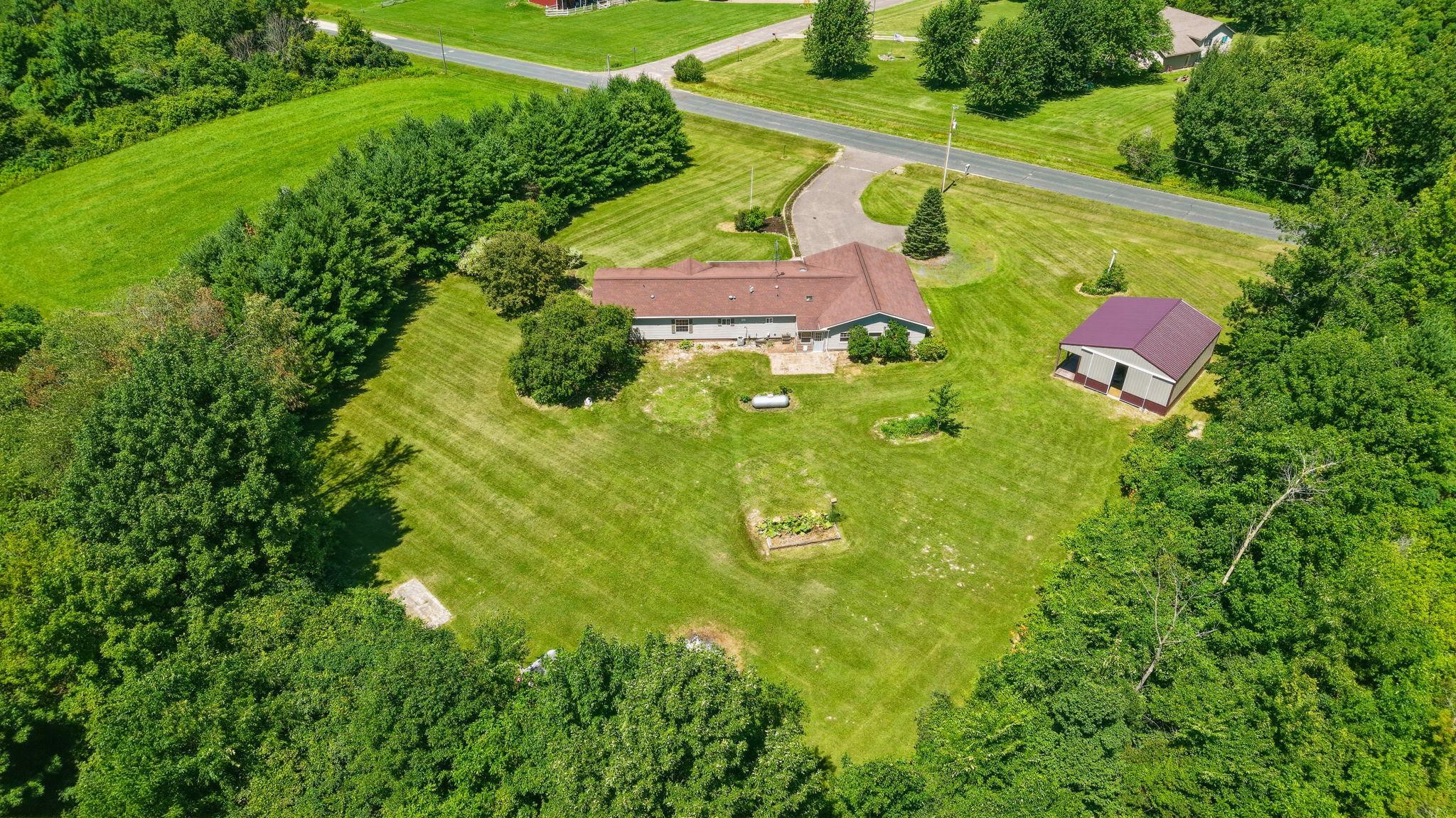 main property photo 47