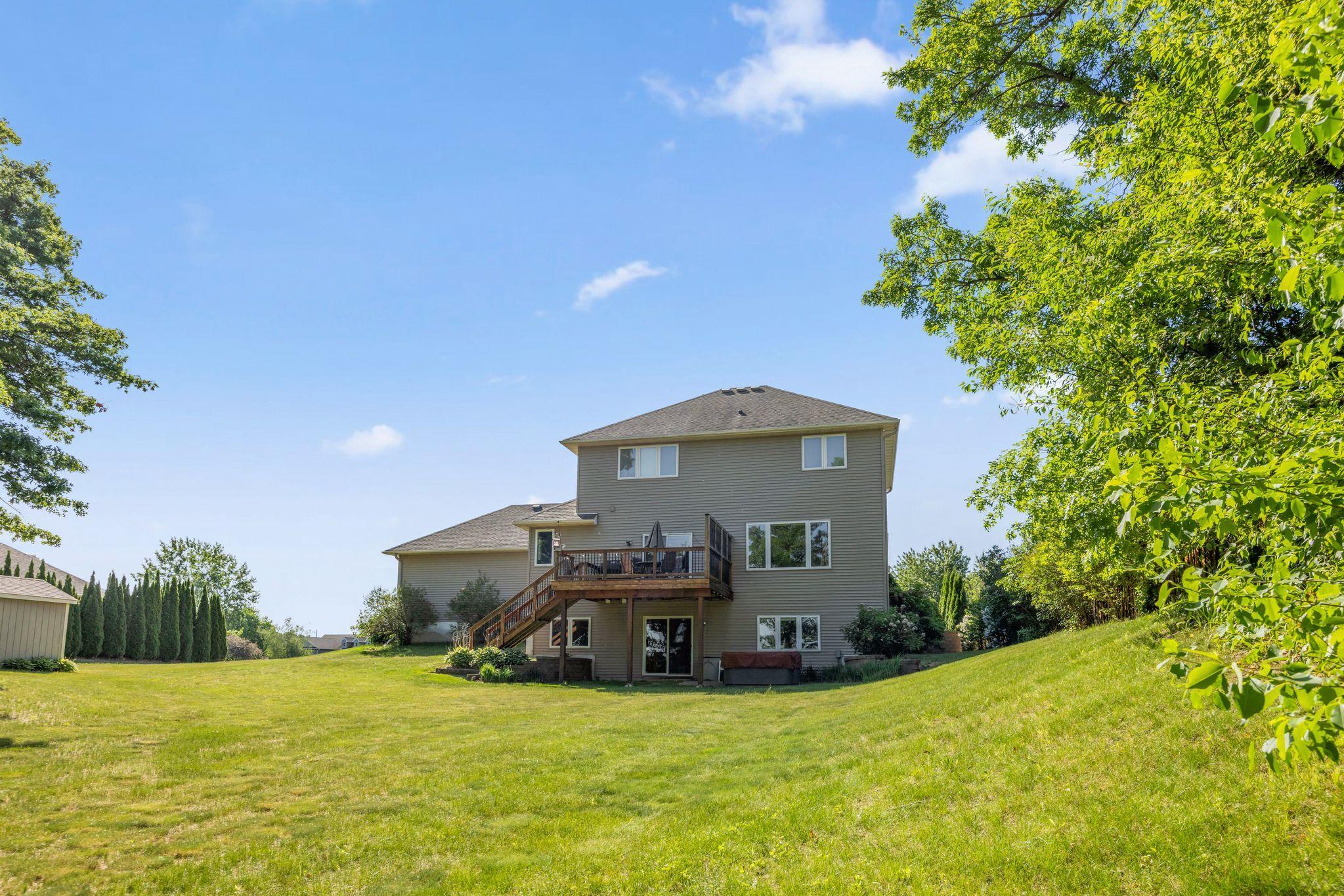 main property photo 15