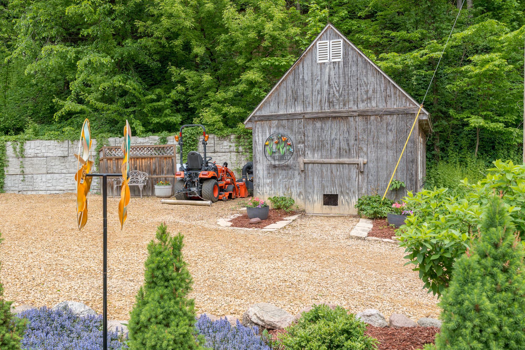 main property photo 87