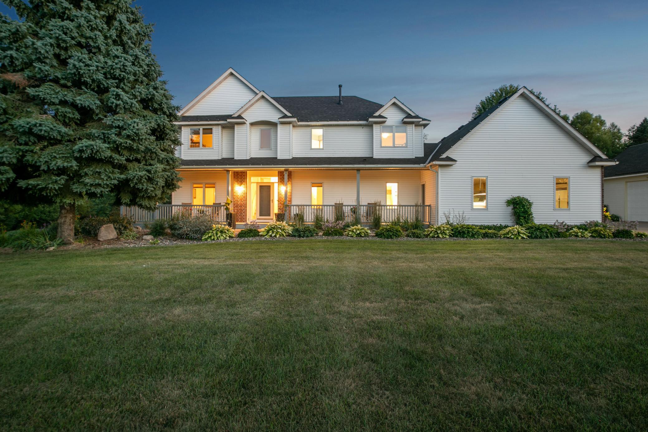 main property photo 6