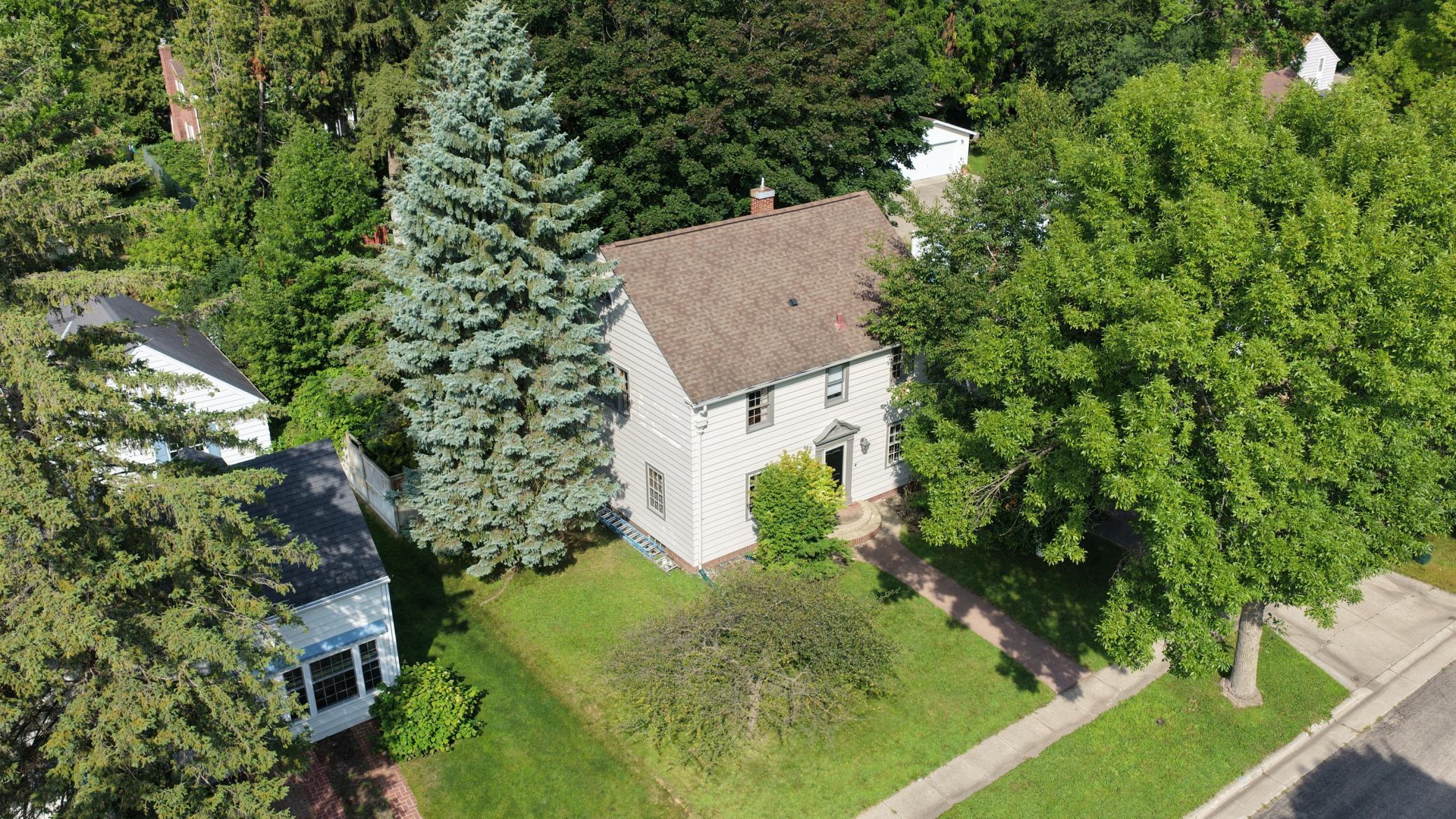 main property photo 50