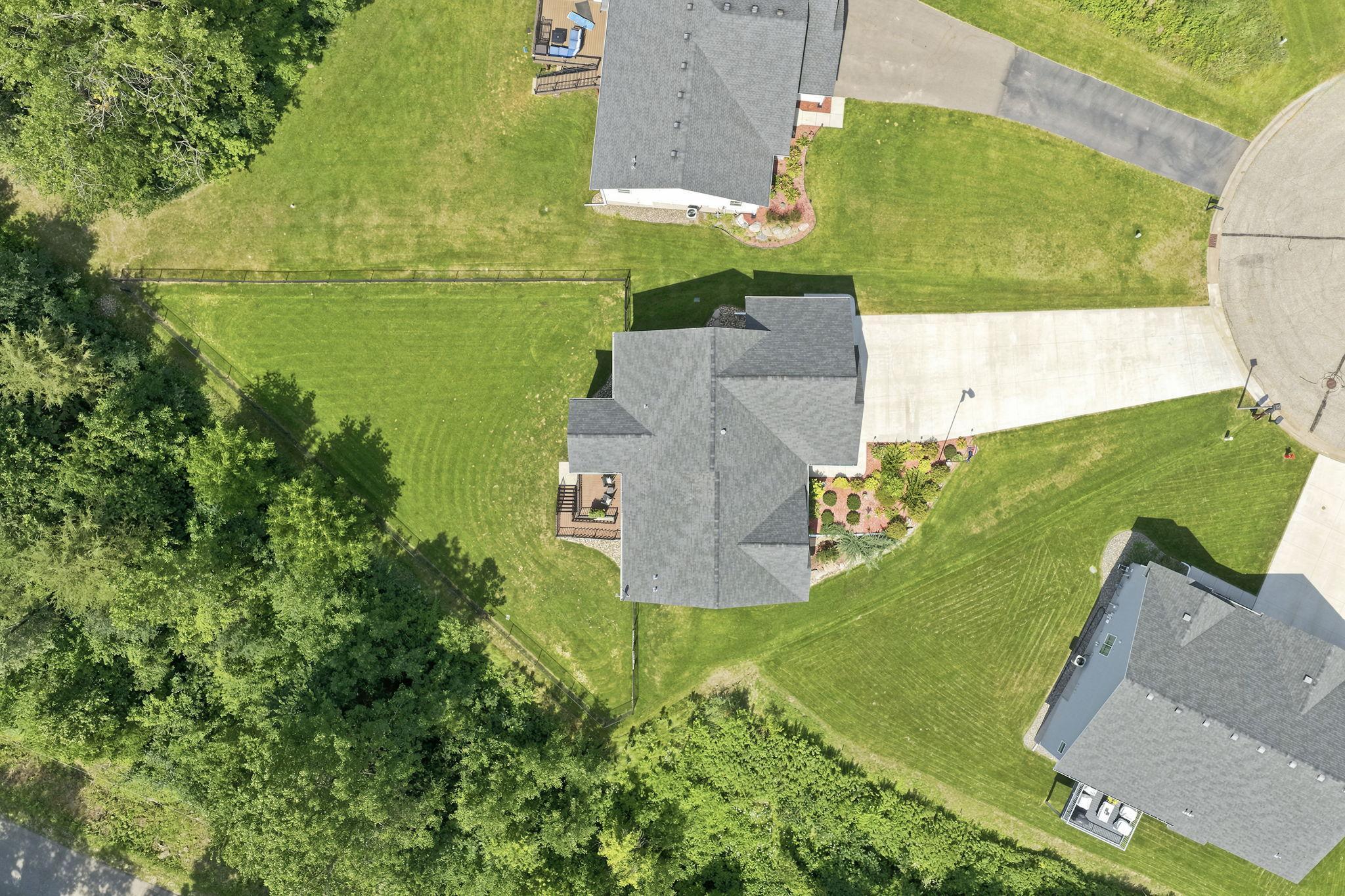 main property photo 50