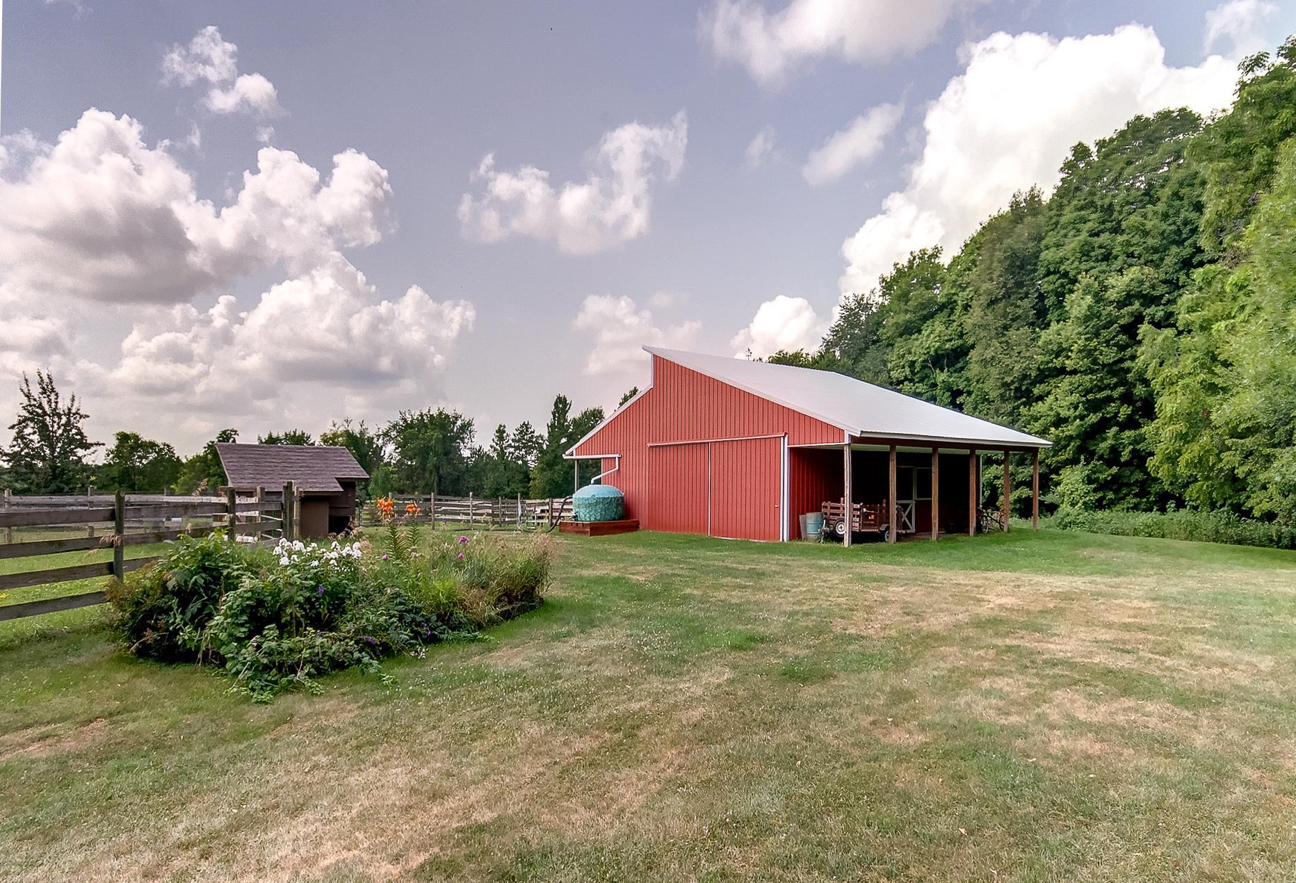 main property photo 23