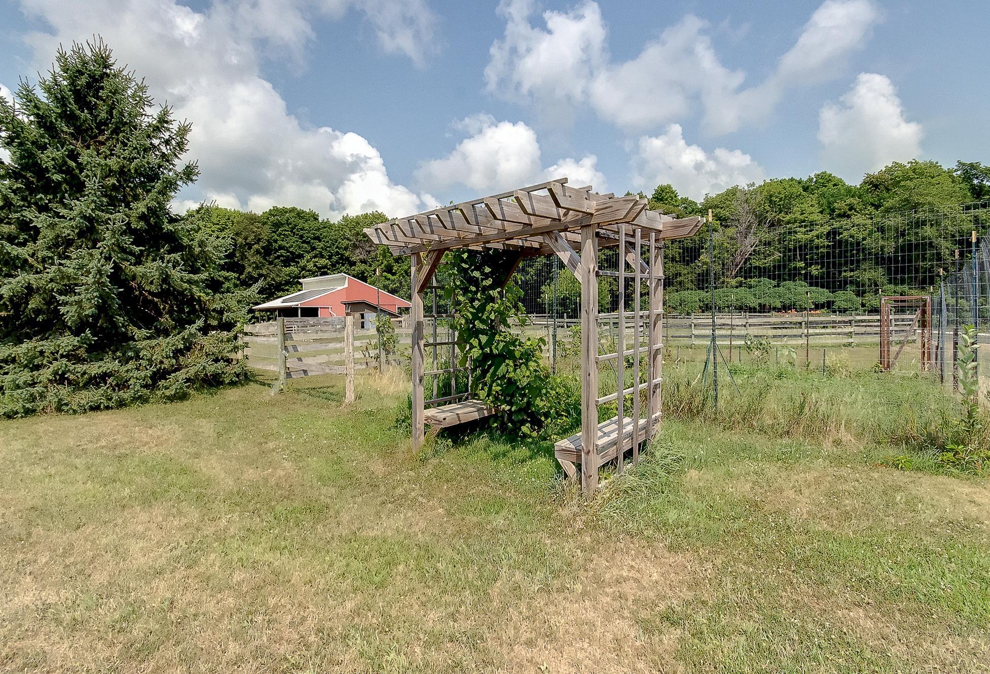 main property photo 34