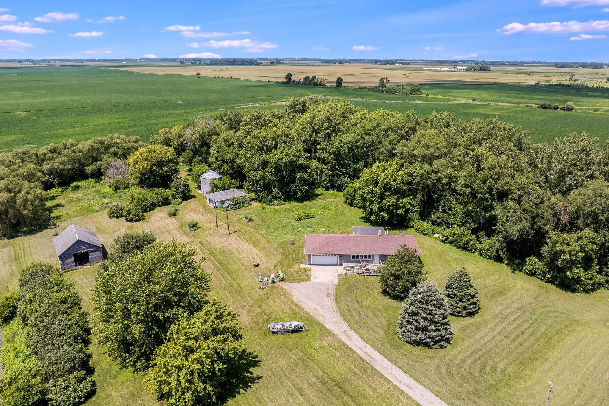 main property photo 38