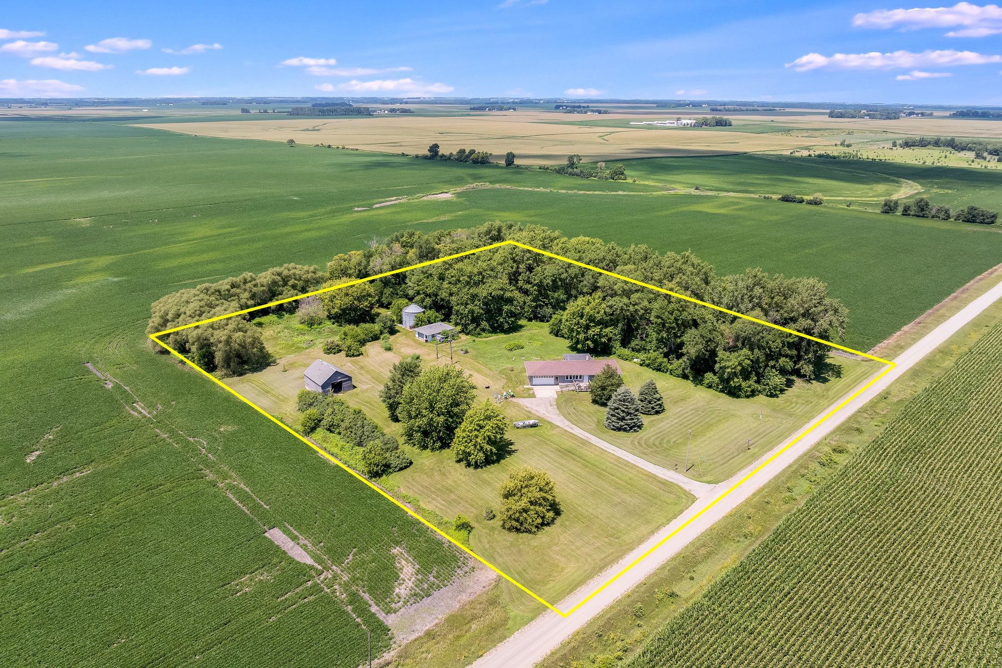 main property photo 45