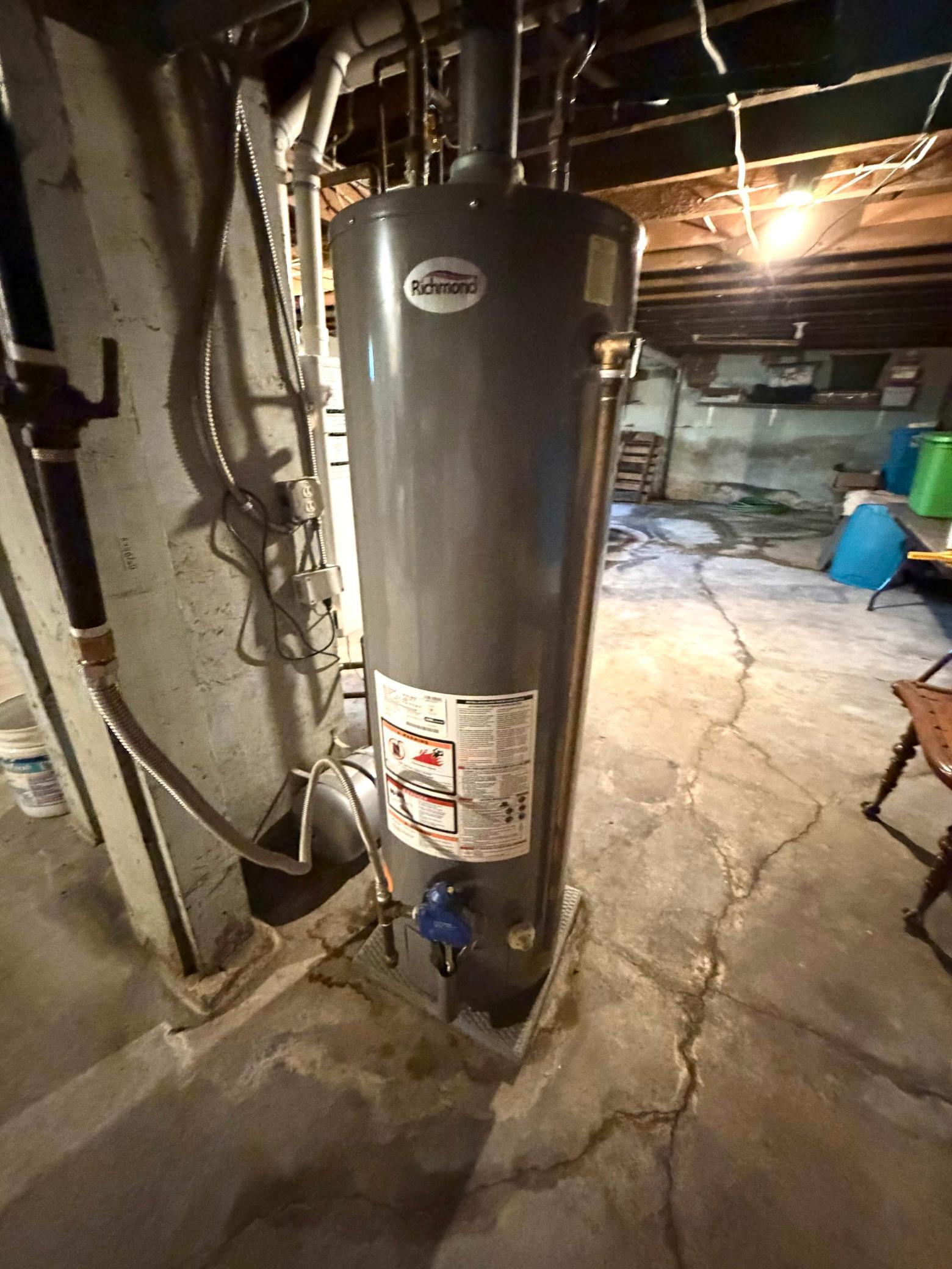 main property photo 23
